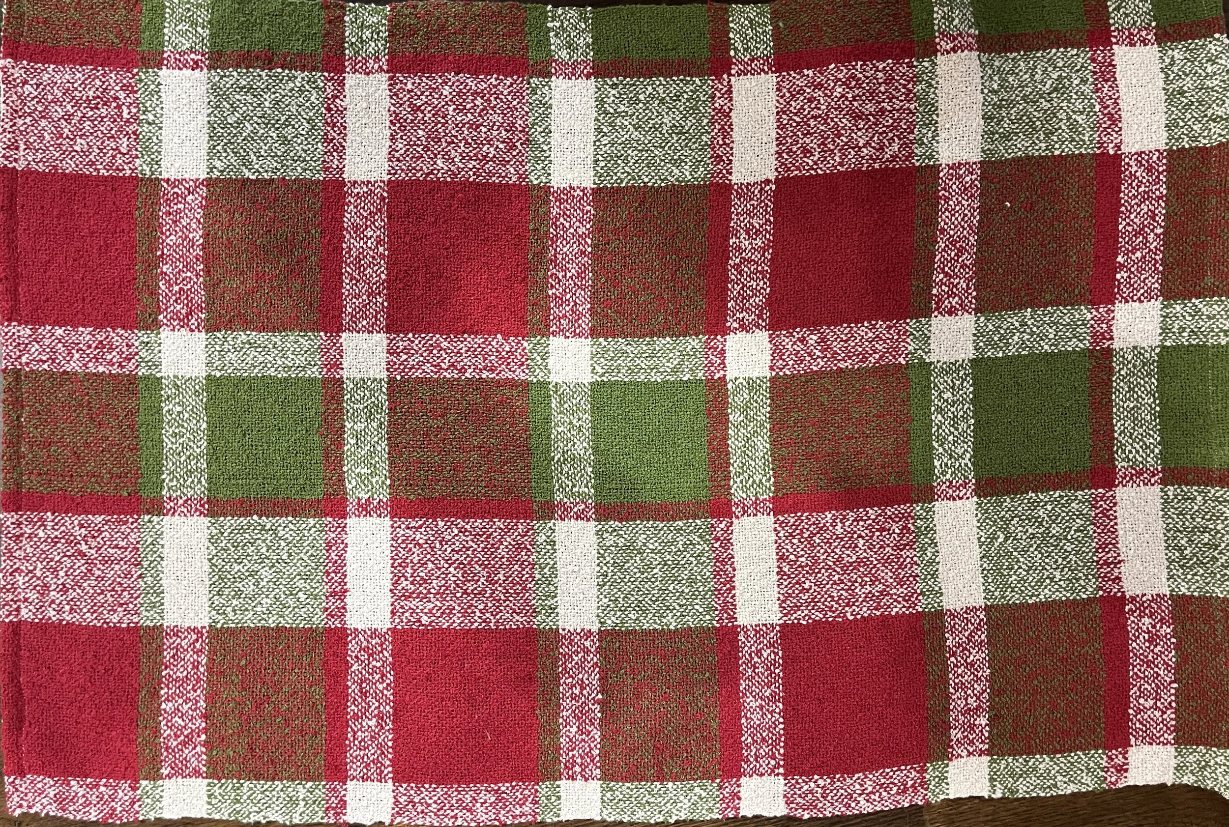 Holiday Plaid. #1
100% Cotton Boucle
approx. 18 x 26