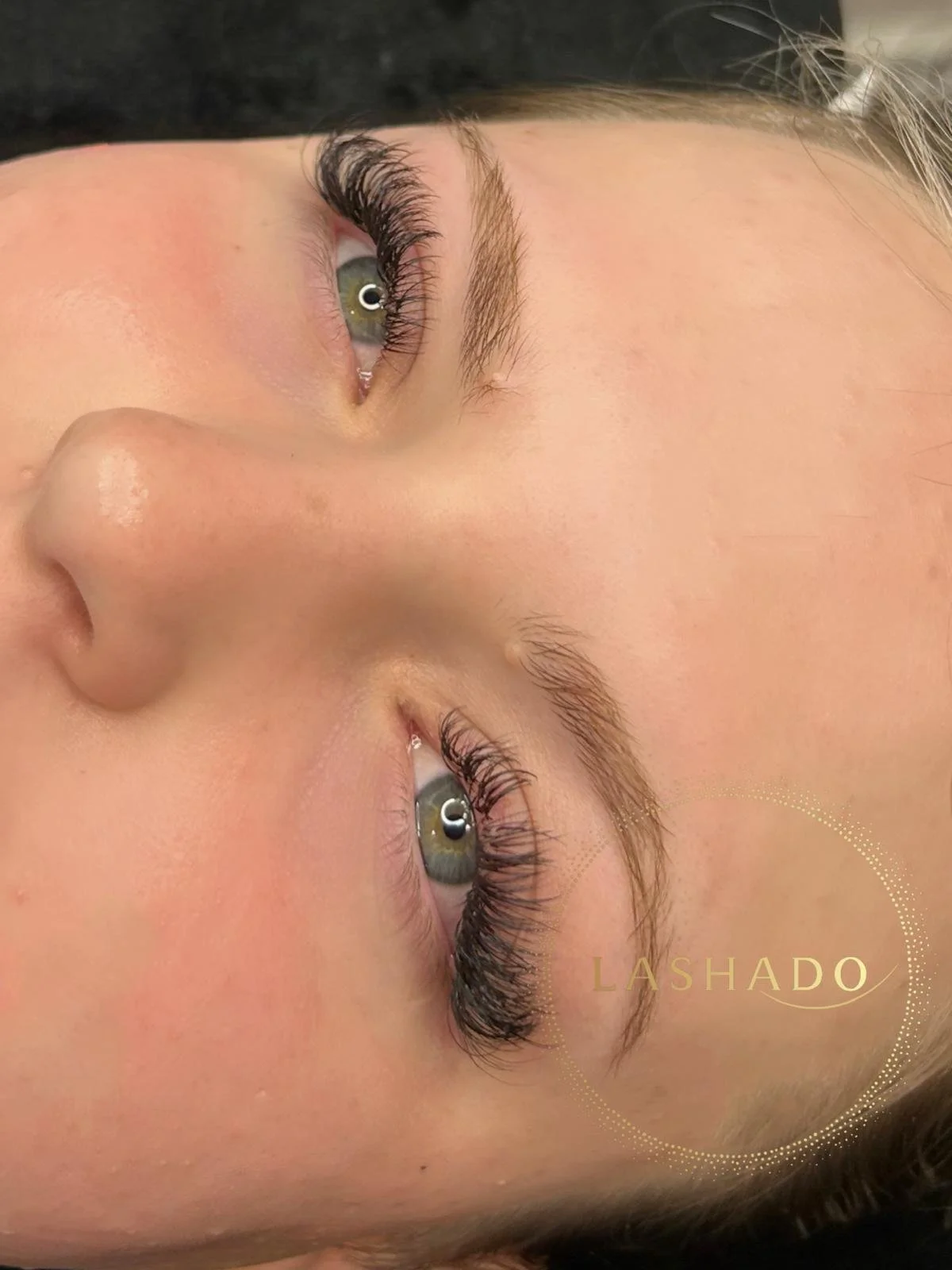 hybrid lashes.jpeg