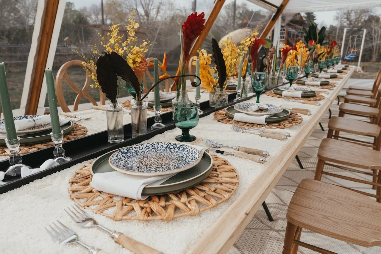 colorful-tablescape-private-chef-dinner.jpg