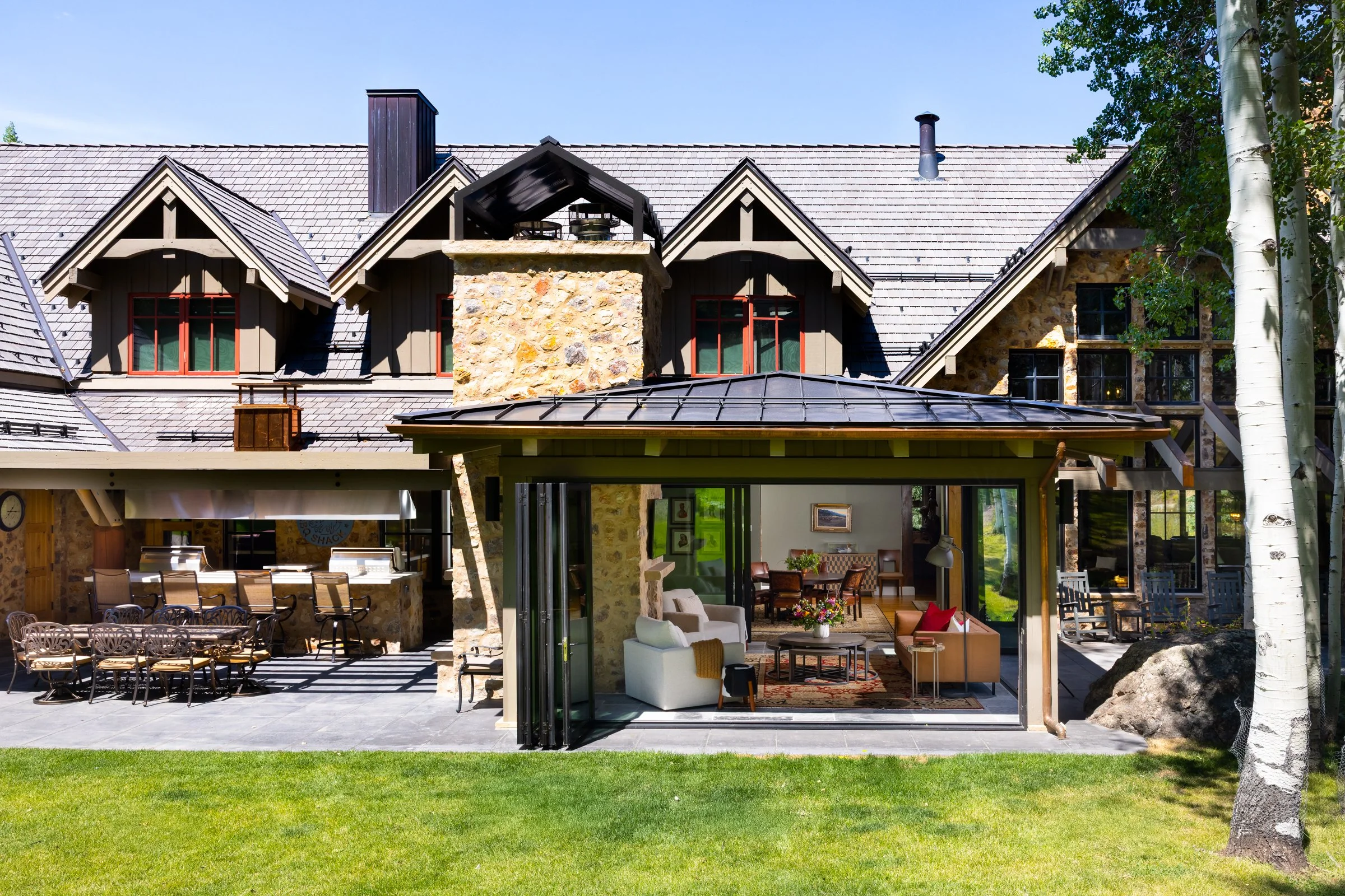 BennettHome_Exterior13.jpg