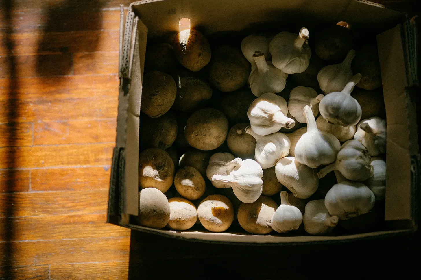 How I grocery shop once a month to save money on groceries