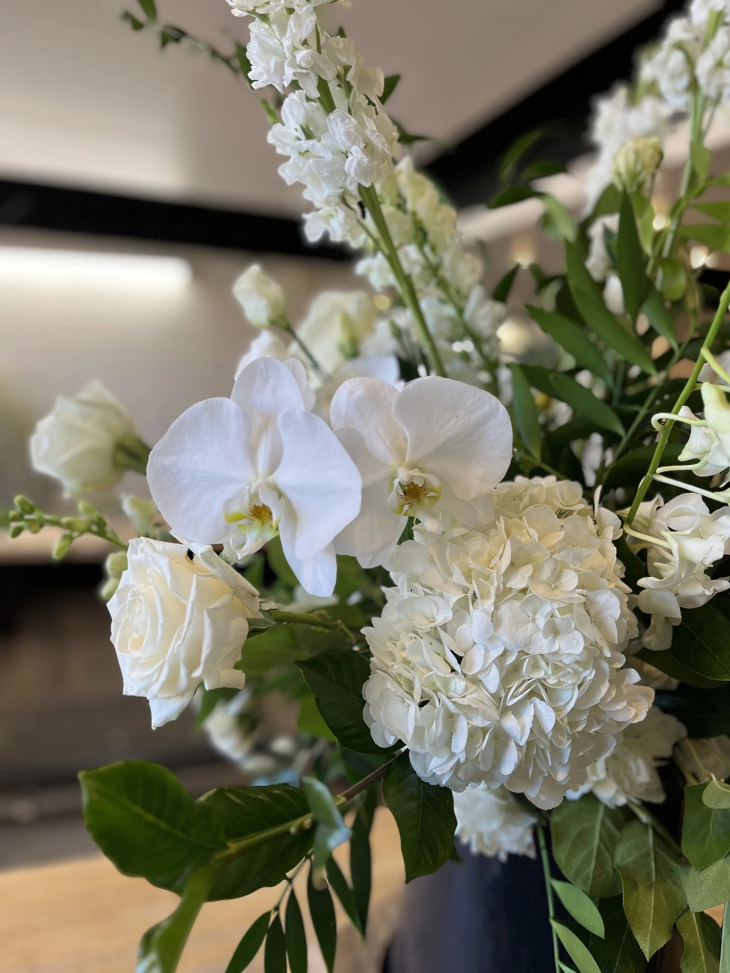 wedding centerpiece white green