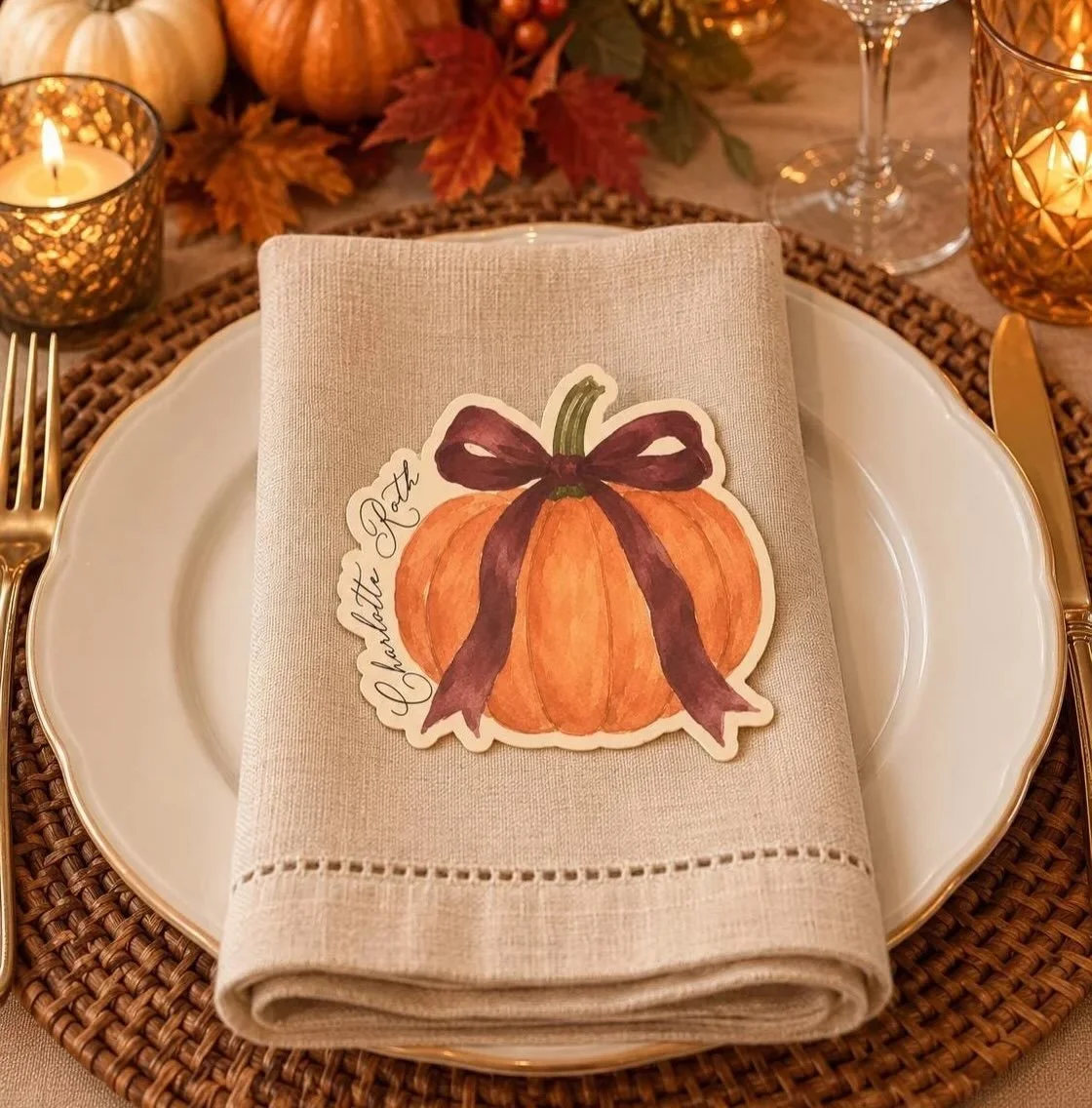 🍂 A little pumpkin charm for the Thanksgiving table 🎃🤎

The sweetest way to make every seat feel extra special. ✨

#ThanksgivingTable #ThanksgivingDecor #PlaceCards #TableSetting #FallTablescape PumpkinDecor ThanksgivingInspiration Tablescape Fall