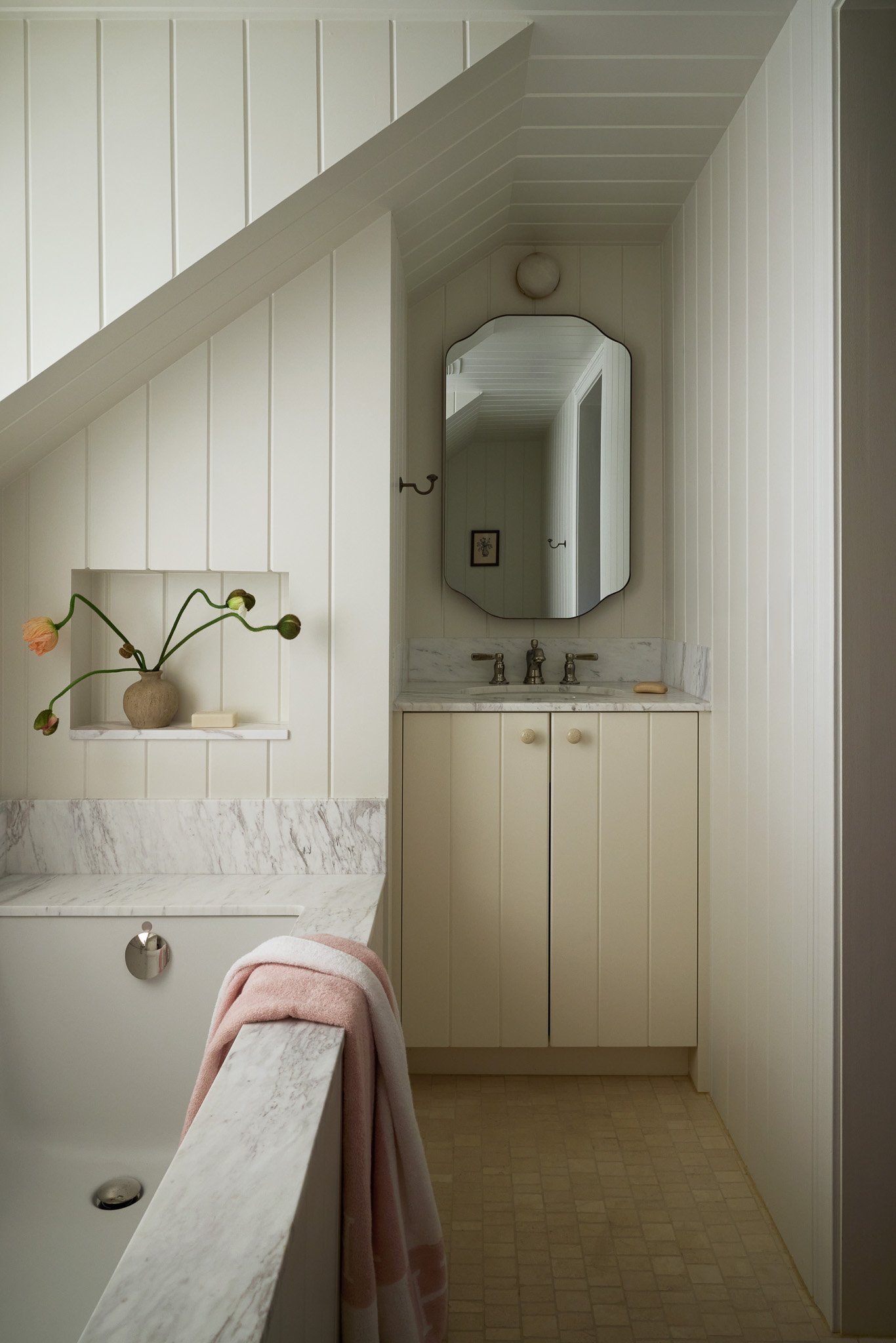 CMStudio_McMullen_Kids-Bath_Sunview_0808257768-2.jpg
