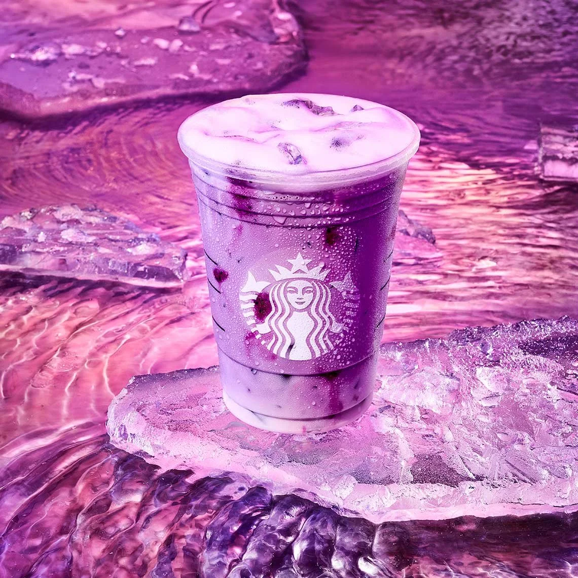Beverage photography by Hulswit Designs, photographers and CGI artists