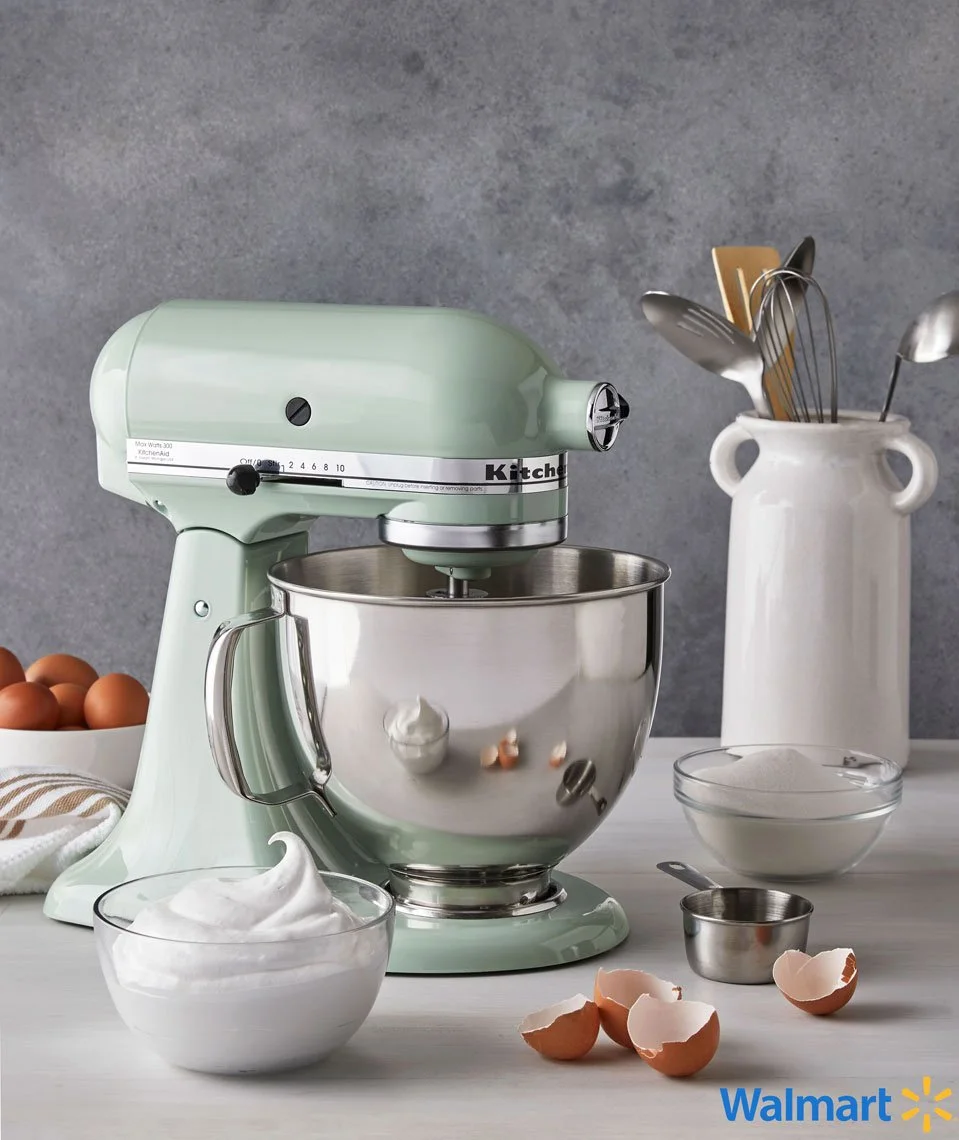 Published cookbook and editorial work by Hilary McMullen, photographer and director