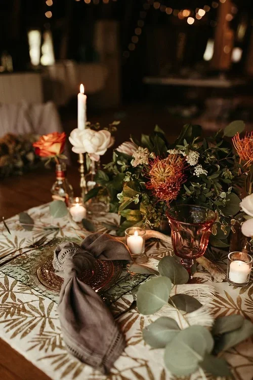 fl-protea-candle.webp