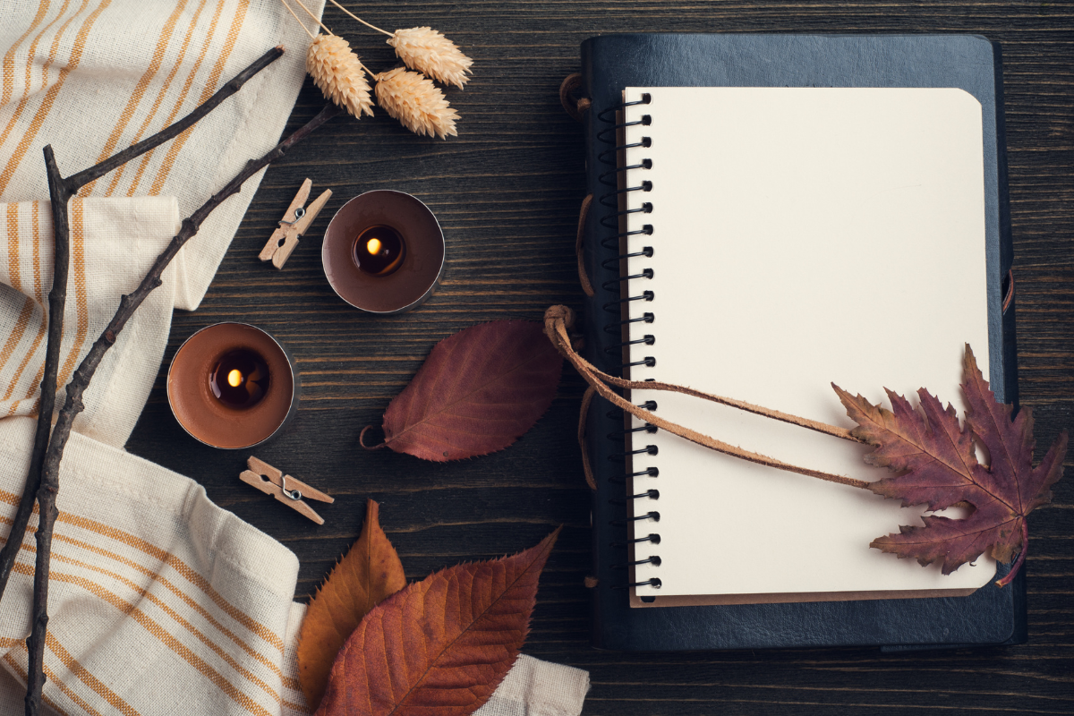 10 Gratitude Journal Prompts for a Mindful Thanksgiving