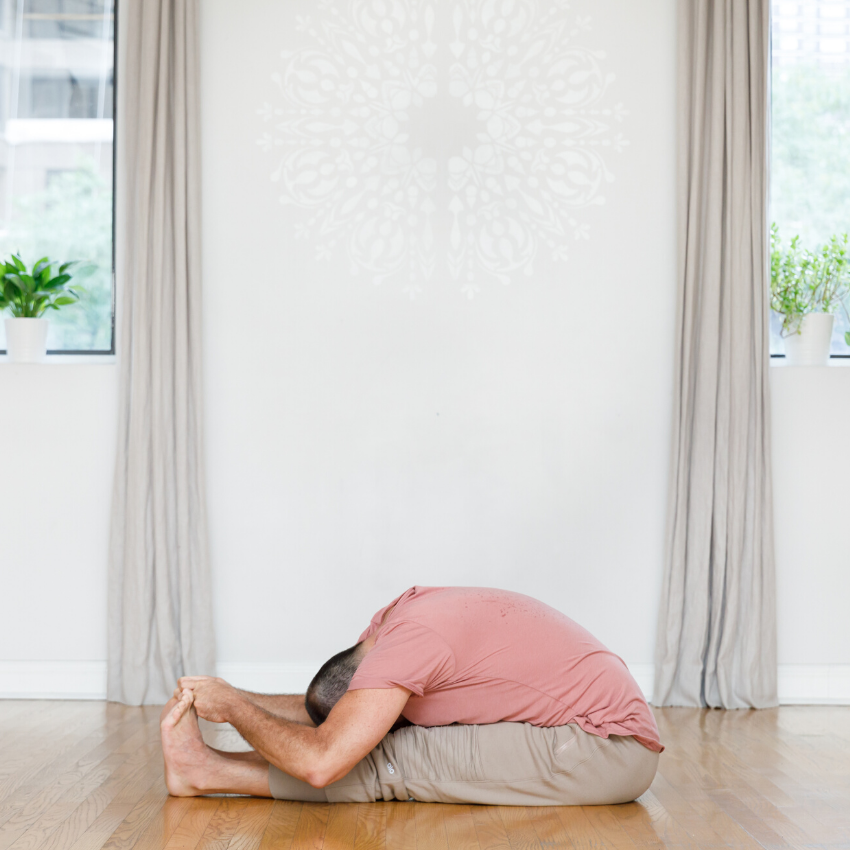 10 Minute Vinyasa Flow with David Ito