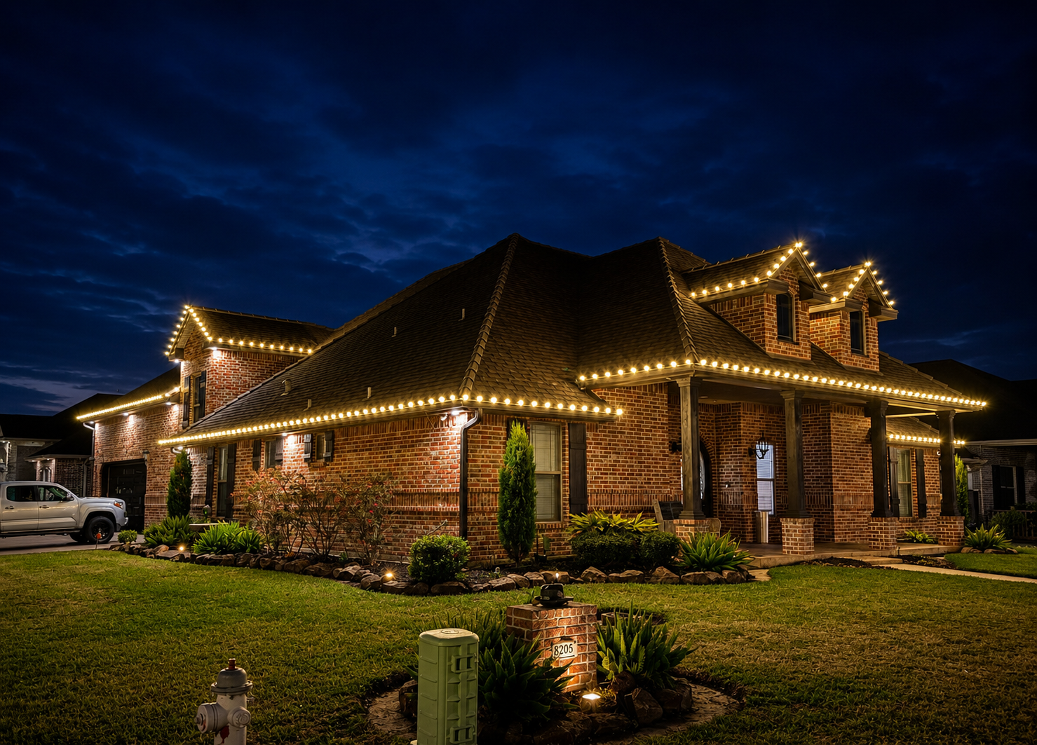 Little Elf Lighting Christmas display