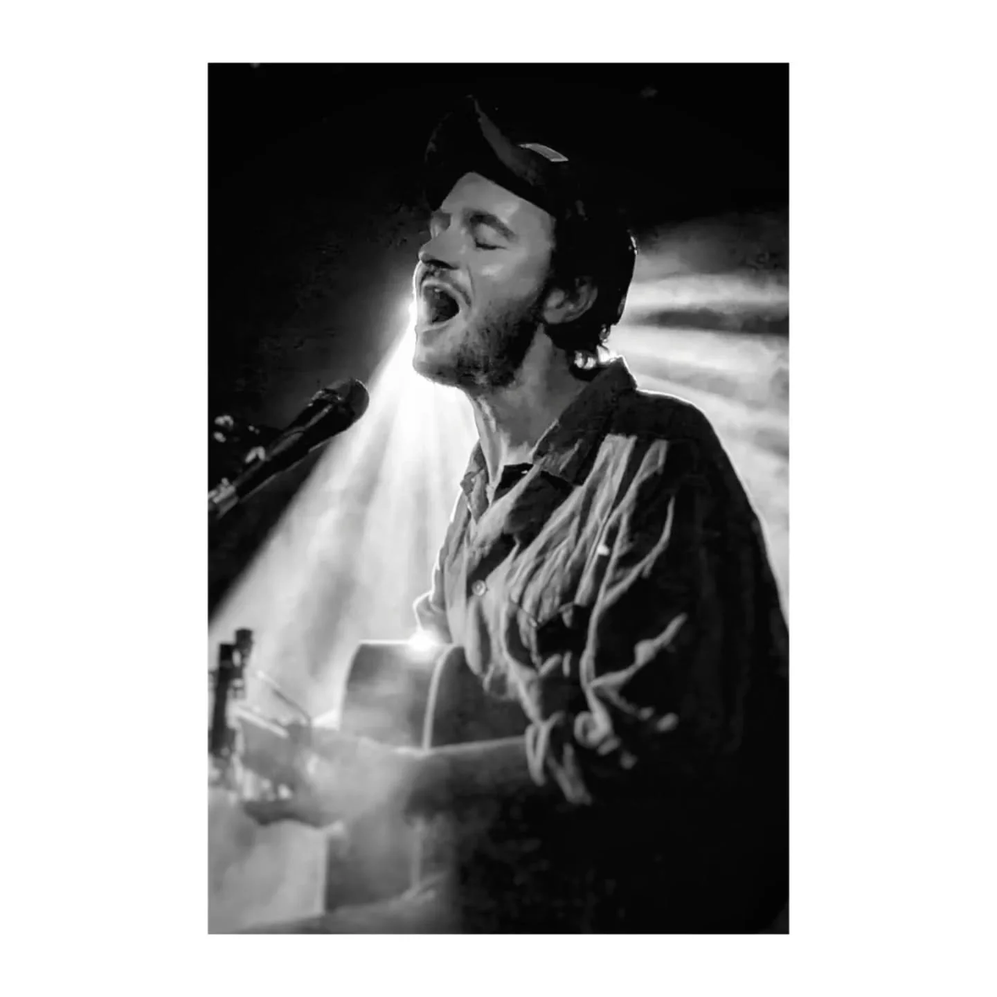 @thmssmth Acoustic solo tour at @settheatrekilkenny 

#kilkenny #tomsmith #tomsmitheditors #acoustic #touringmusician #gibsonacoustic #smokersoutsidethehospitaldoors #stage #stagephotographer #picoftheday #music
