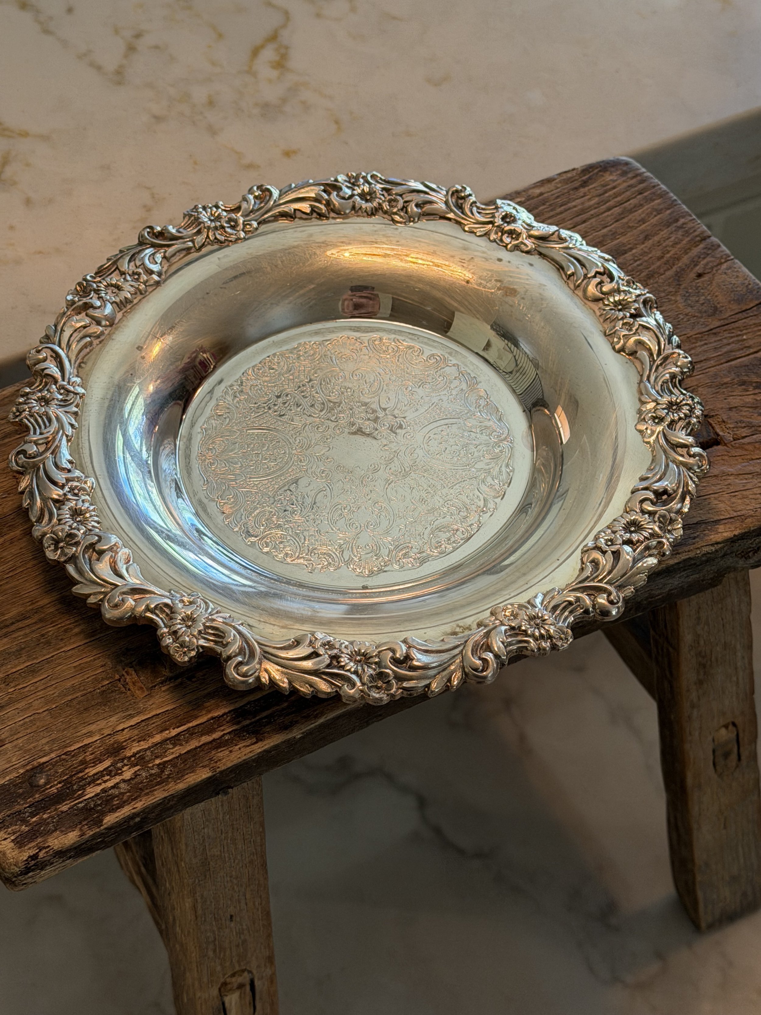 Vintage Reed & Barton Burgundy Silverplate Serving Dish/Plate/Bowl No. 2310