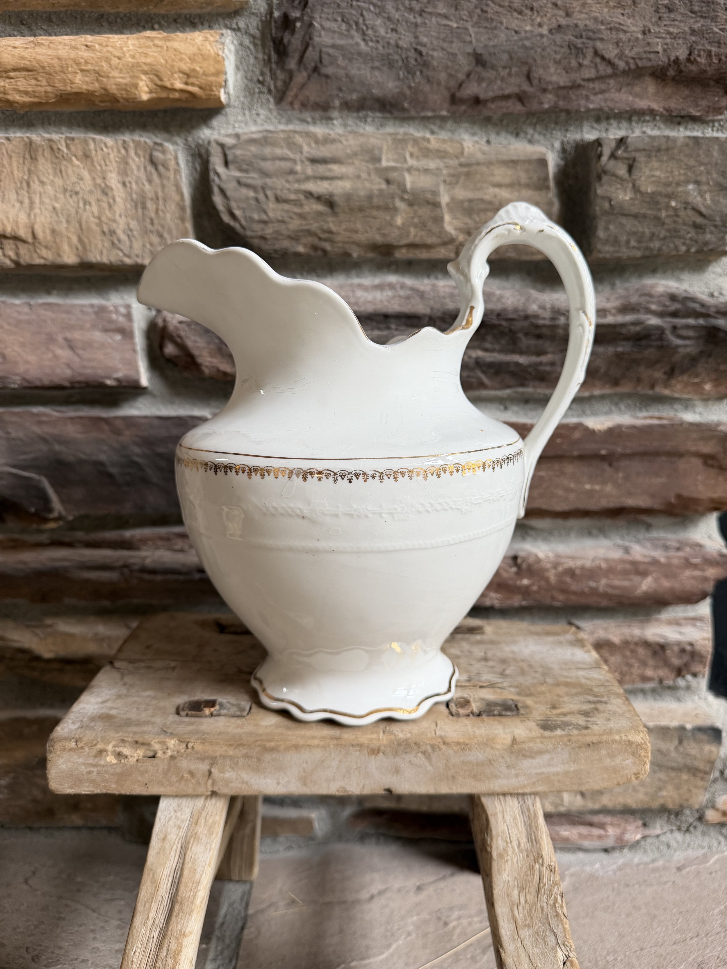 Antique early 1900s Homer Laughlin King Charles Porcelain Pitcher 8.5"