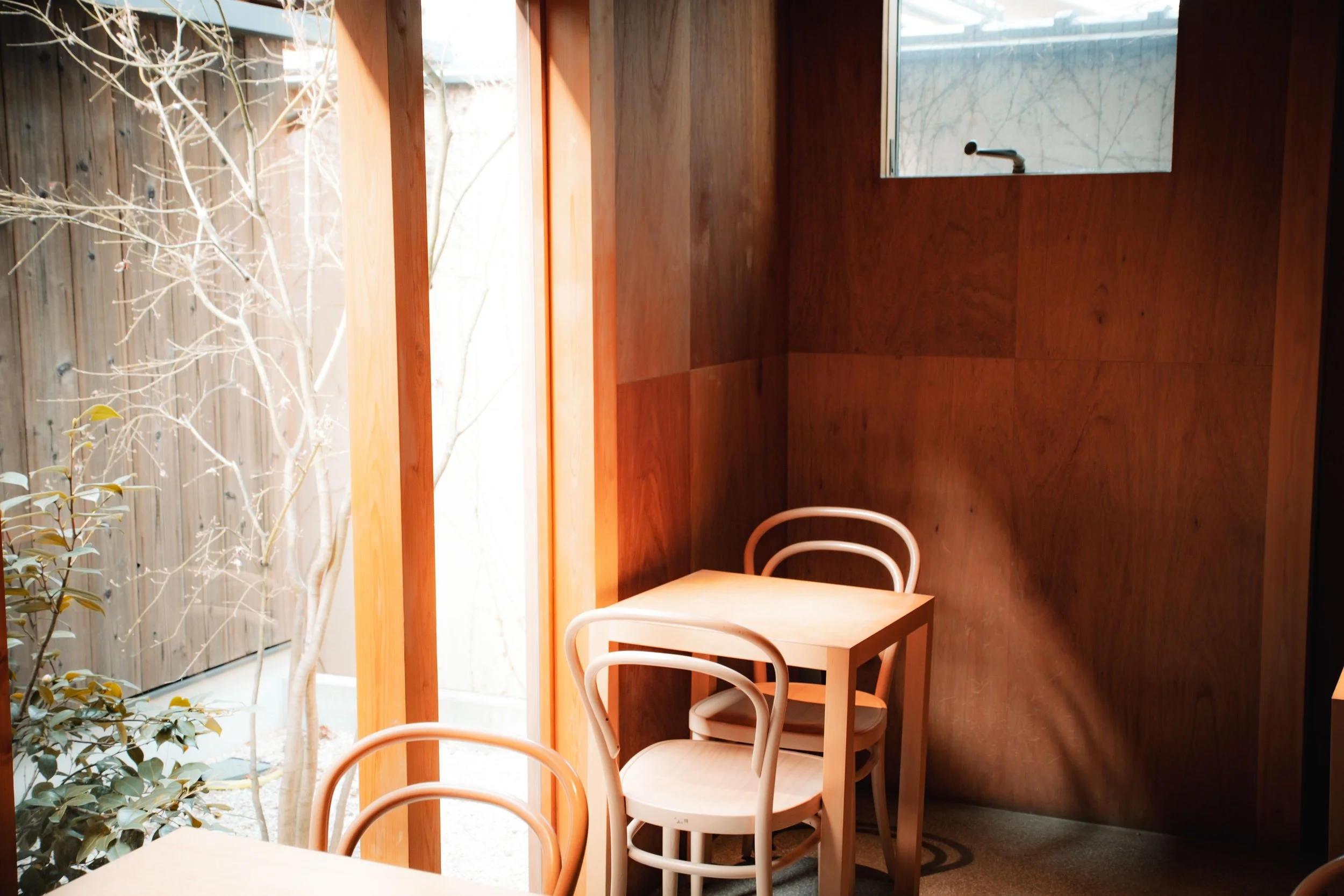 Dining nook, mediation services Vancouver WA