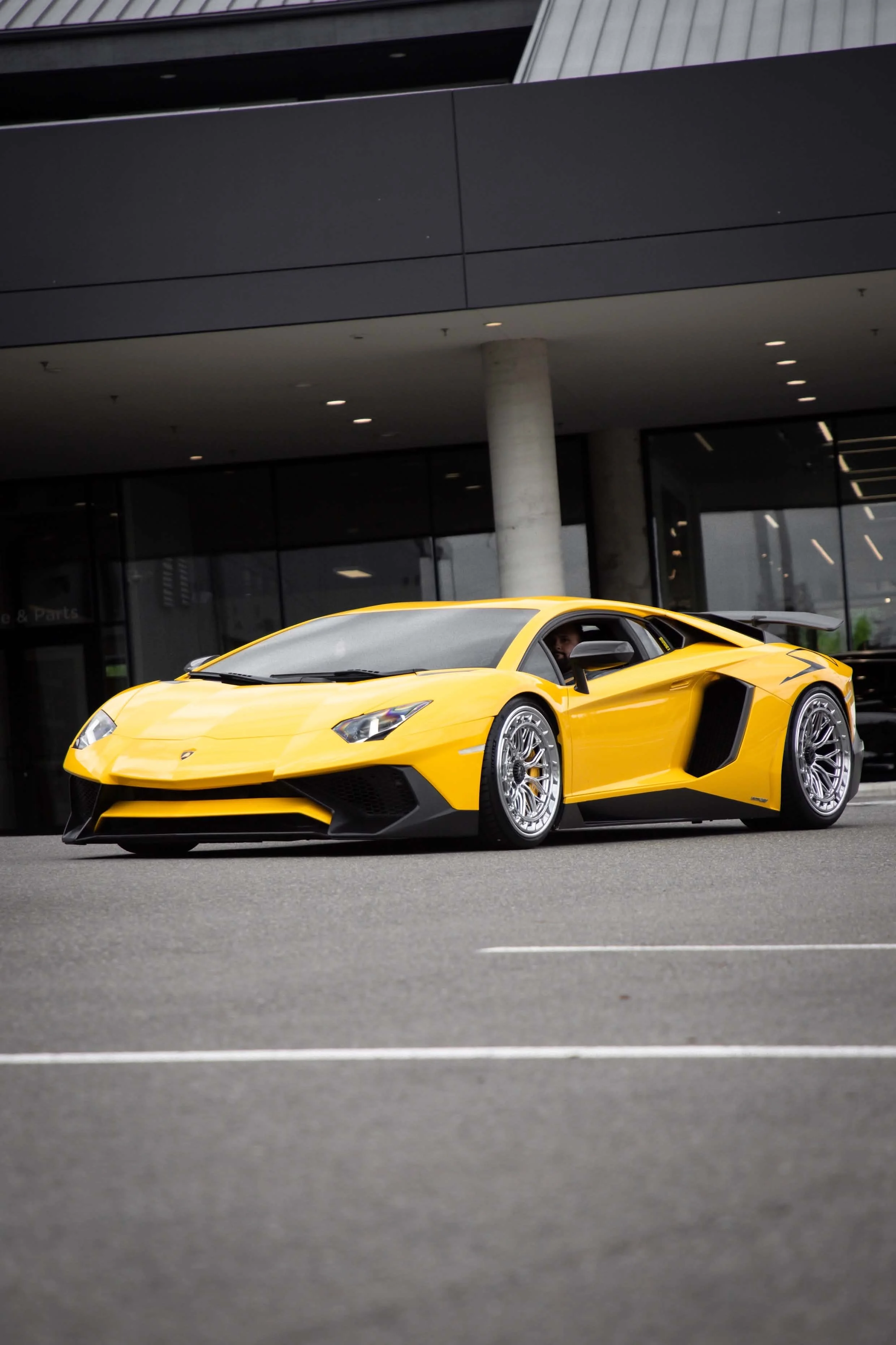 Signature Full Detail