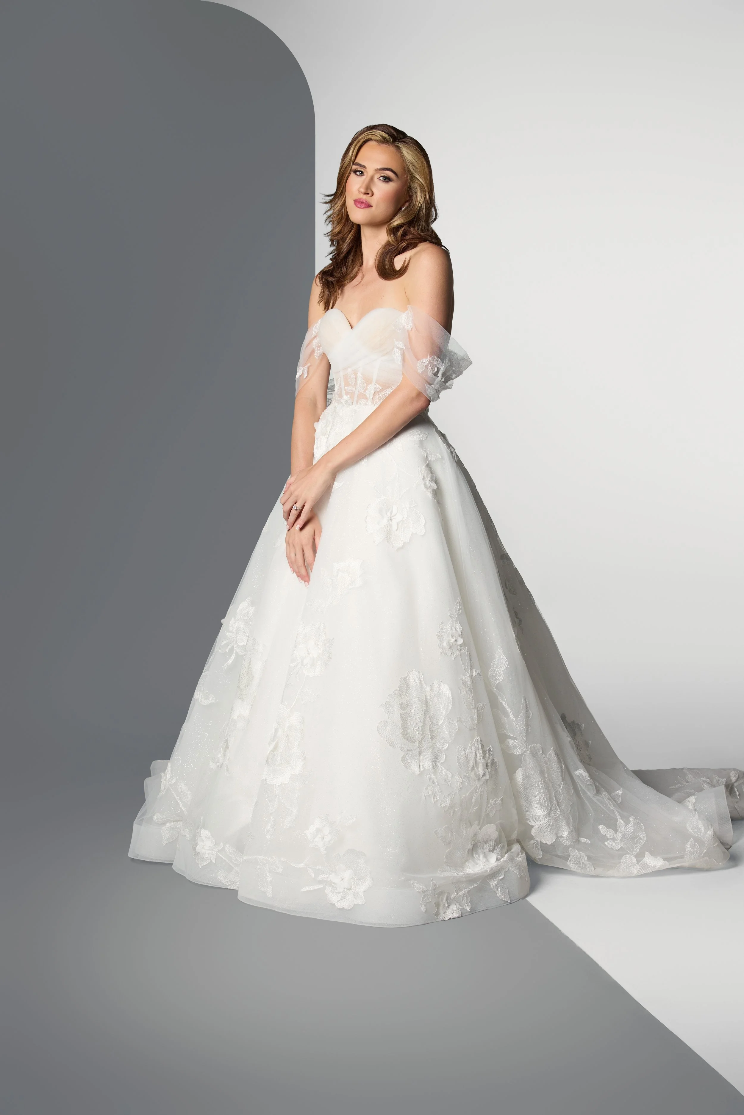 AngelBridalShoot0031HR-EVHR.jpeg