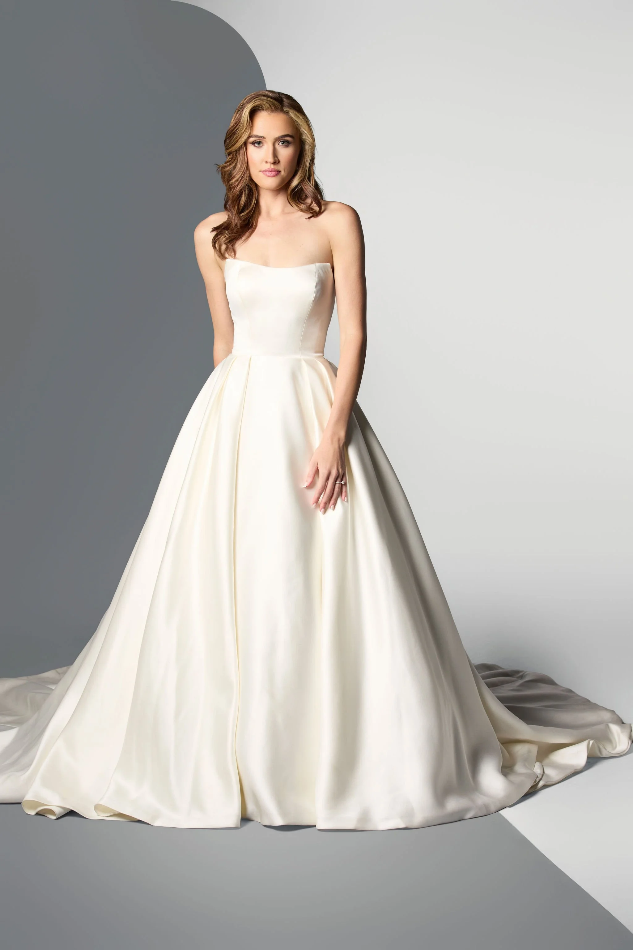 AngelBridalShoot0790HR-EVHR.jpeg