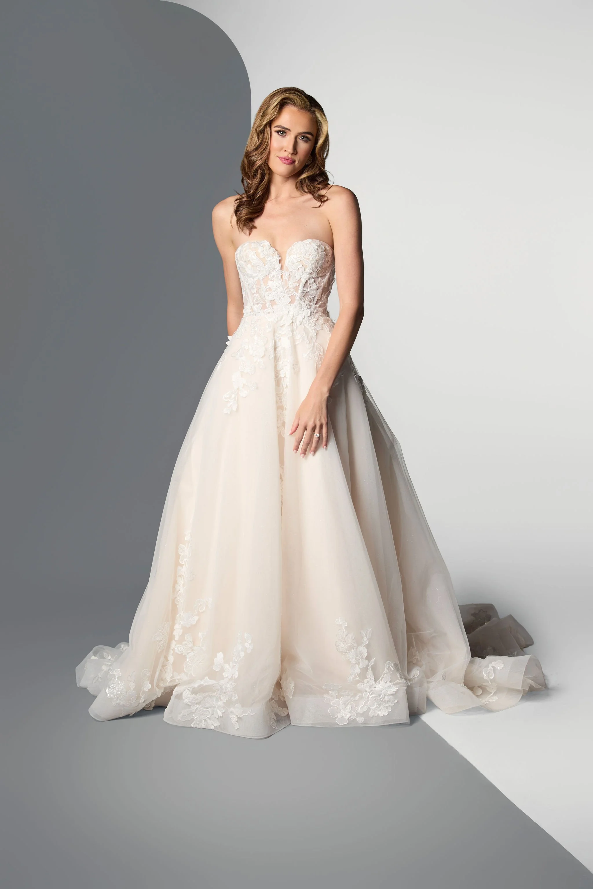 AngelBridalShoot0400HR-EVHR.jpeg