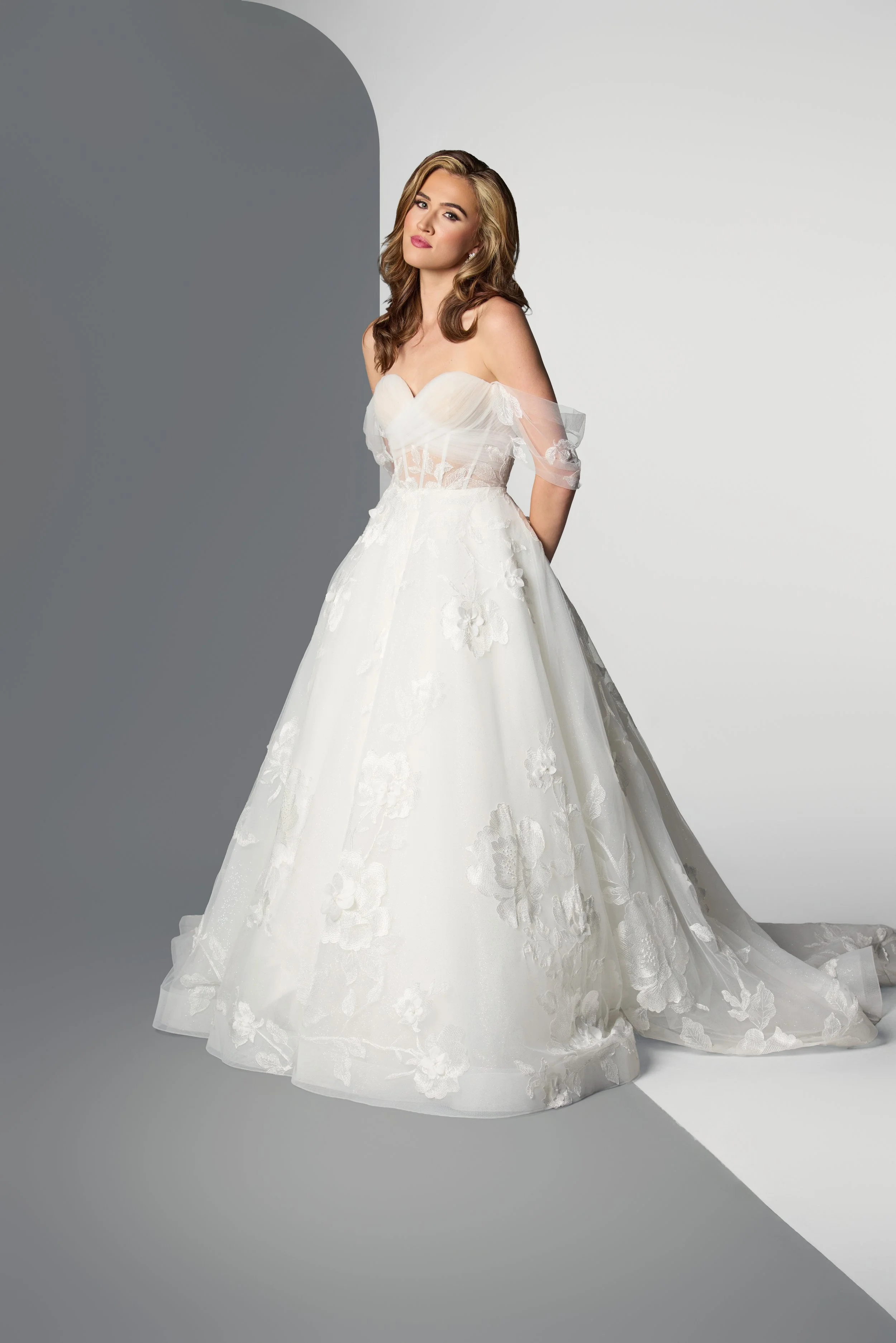 AngelBridalShoot0037HR-EVHR.jpeg