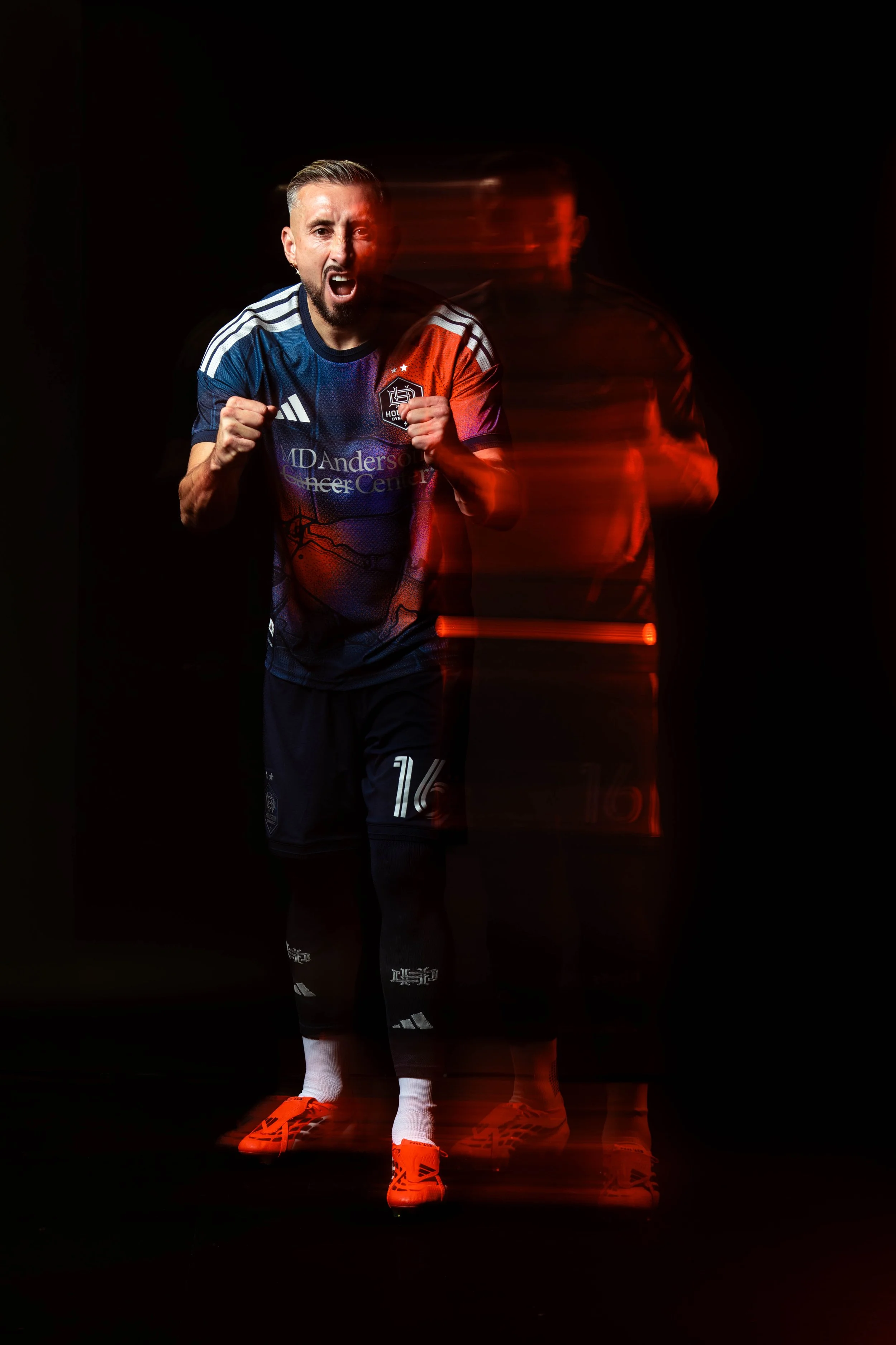 CC_DYNAMO_HECTOR_HERRERA_STYLISTIC_-07572-2.JPG