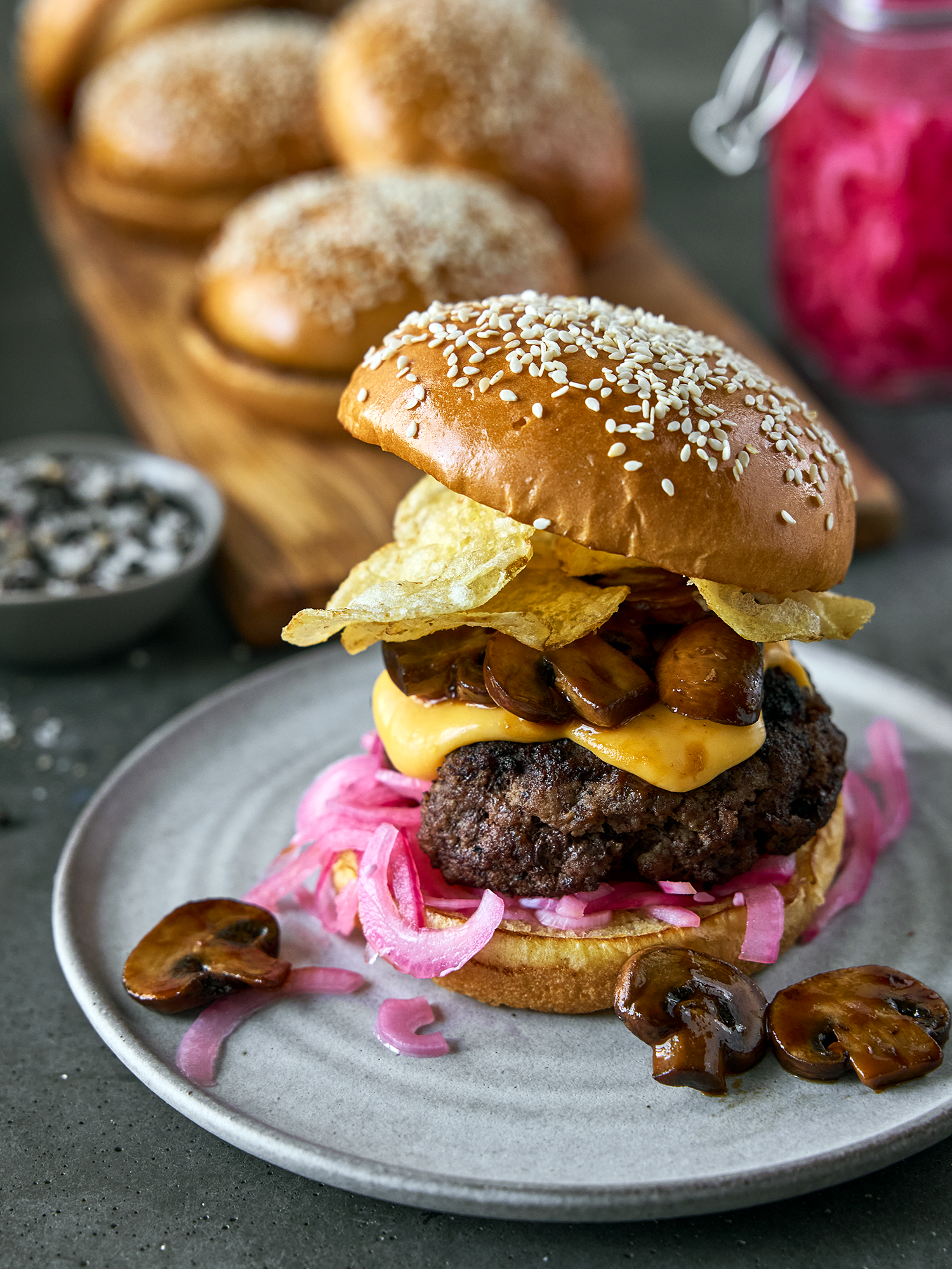 BF_CSDoubleBurnerGriddle_Burgers_10.webp