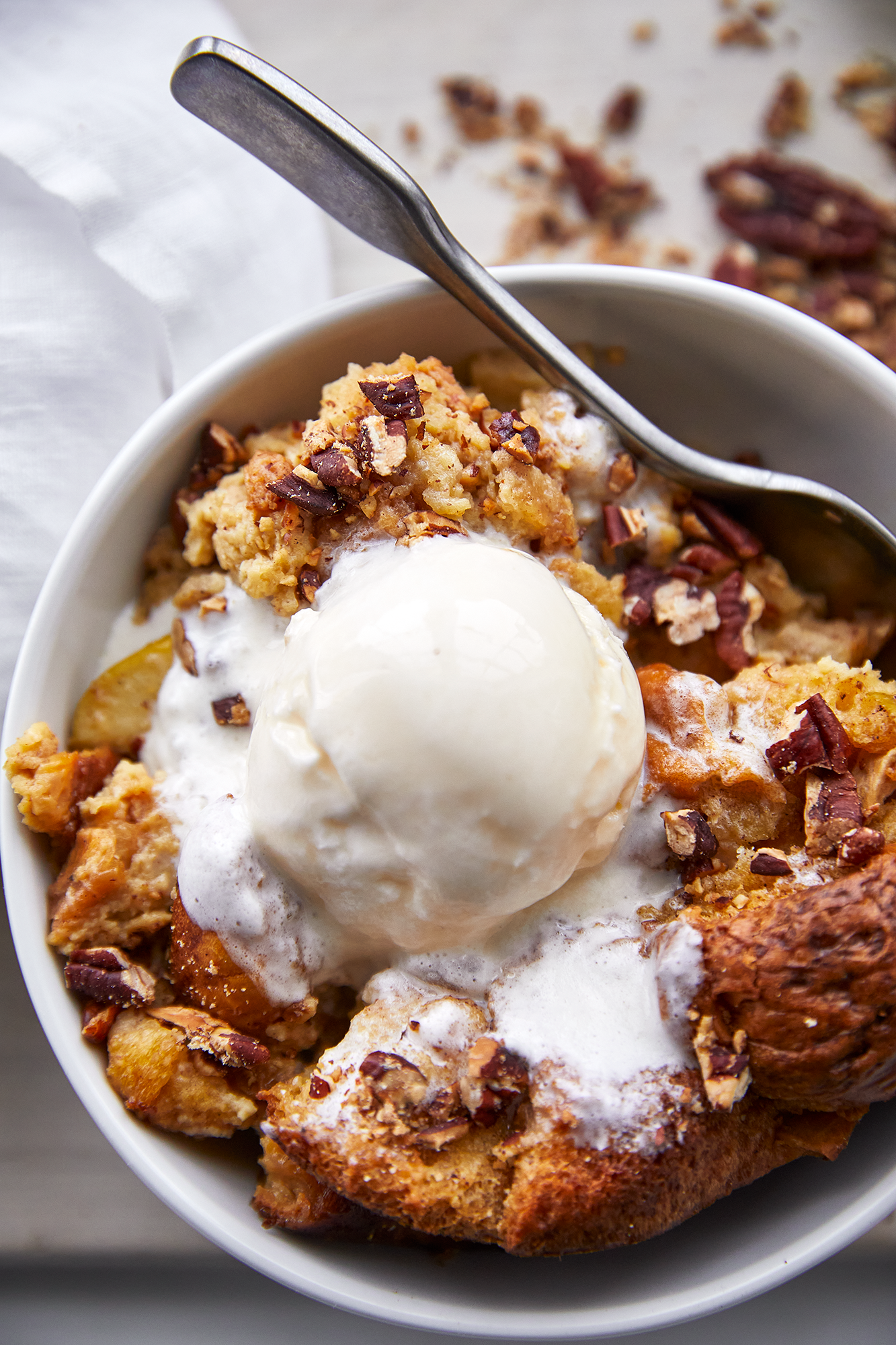 GP_SlowCooker_FantasyFig_AppleBreadPudding_14.webp