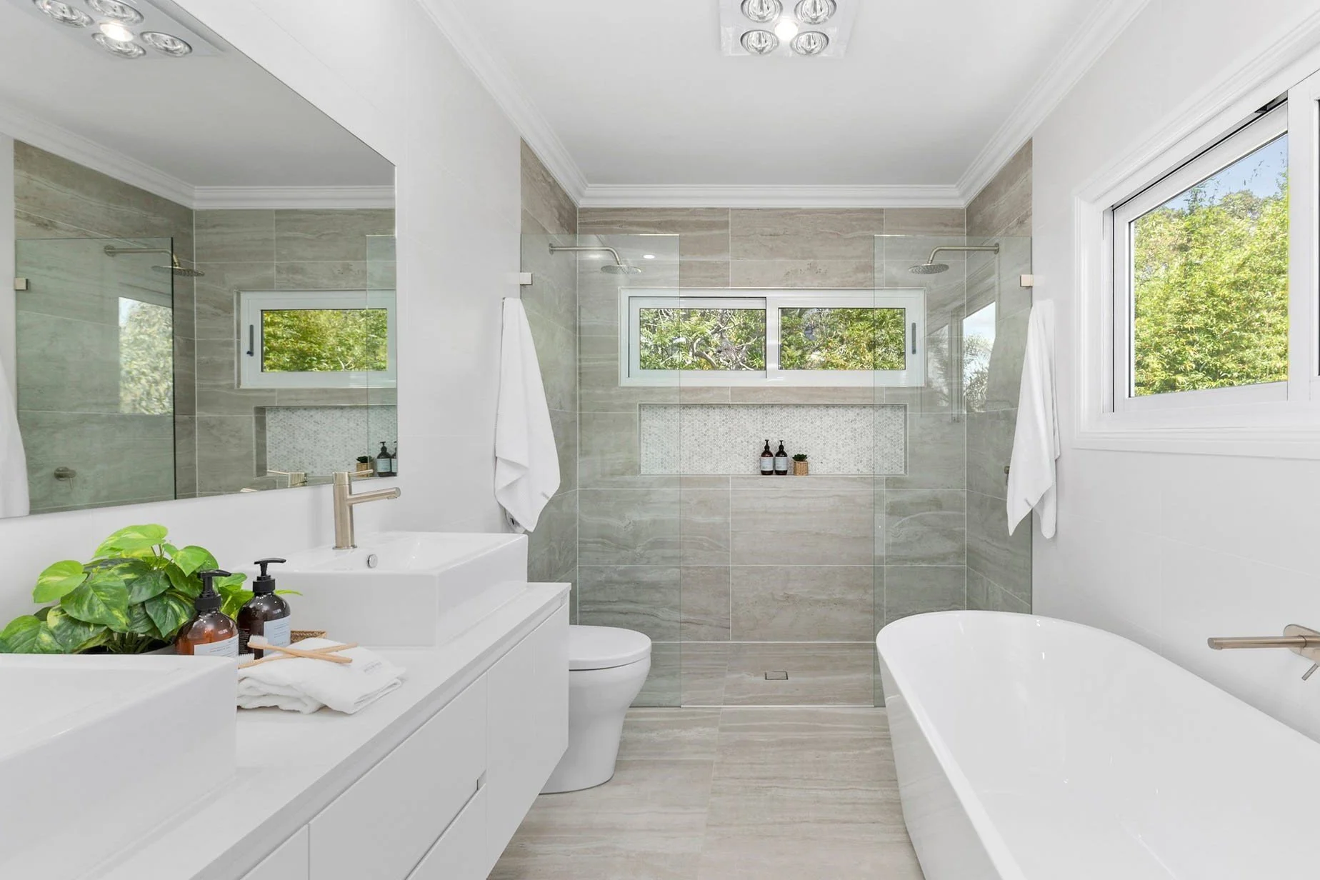 32 Crescent Rd 10.jpg