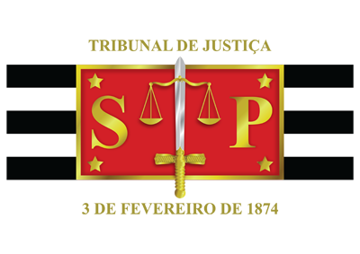 Símbolo de justiça com uma espada e uma balança, sobre um fundo vermelho com as letras S e P, e linhas pretas e brancas ao fundo.