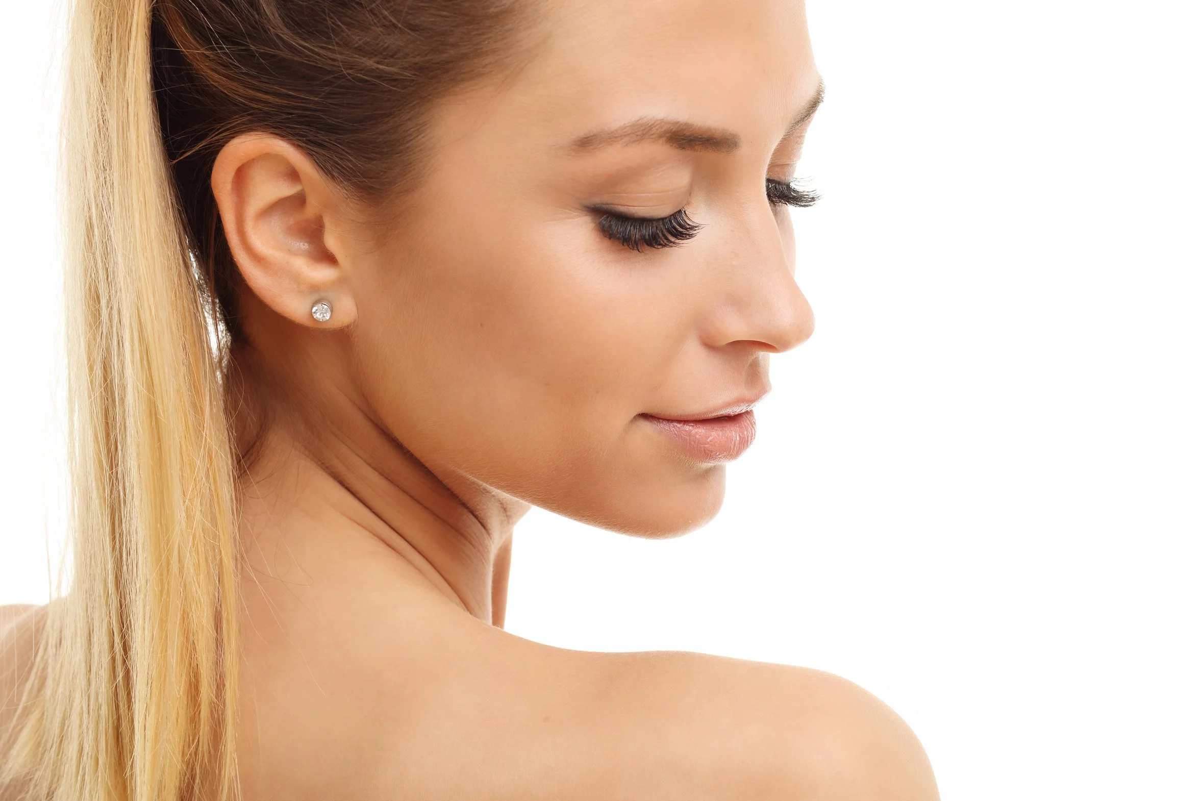 Natural-looking classic lash extensions