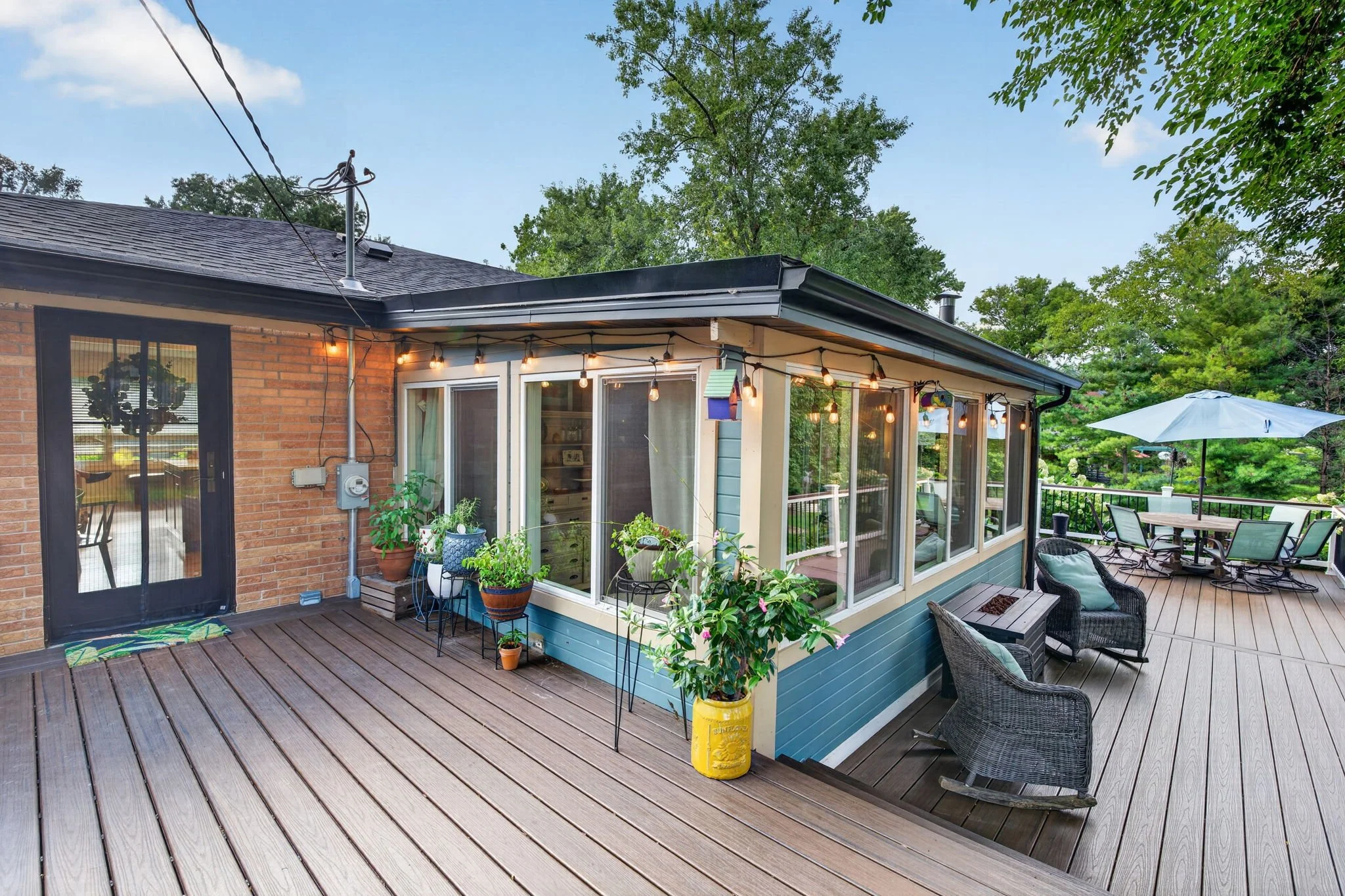 deck sunroom kitchen NW.jpg