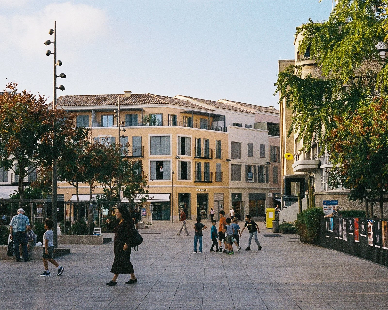 A001550-R1-12-13.jpg