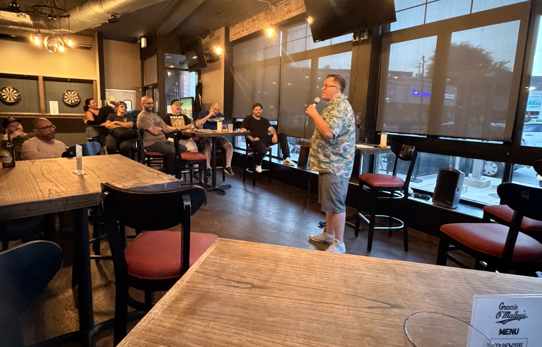 Open Mic - Tuesdays - Portage Park, Six Corners