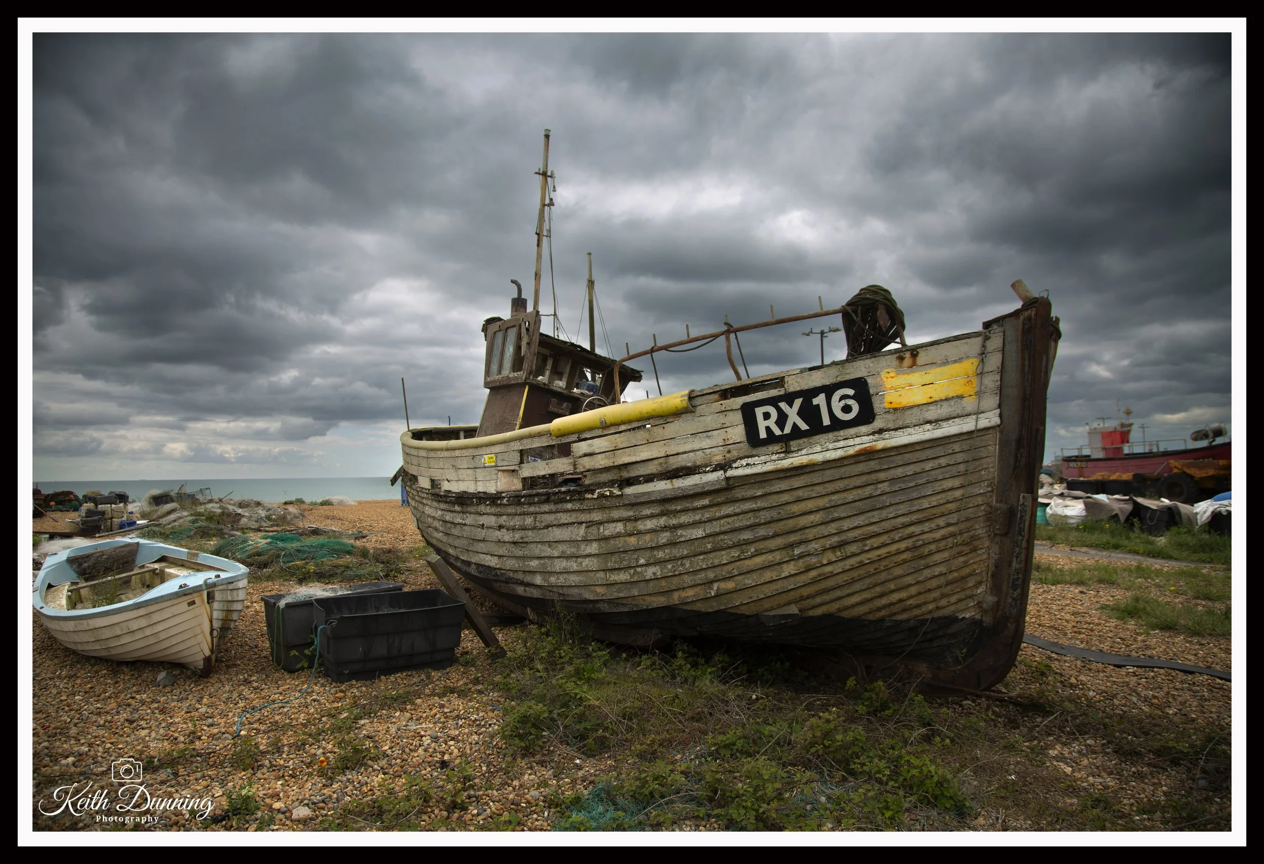 _X4A6432 - Derelict Fishing Boat - Hastings Beach, East Sussex