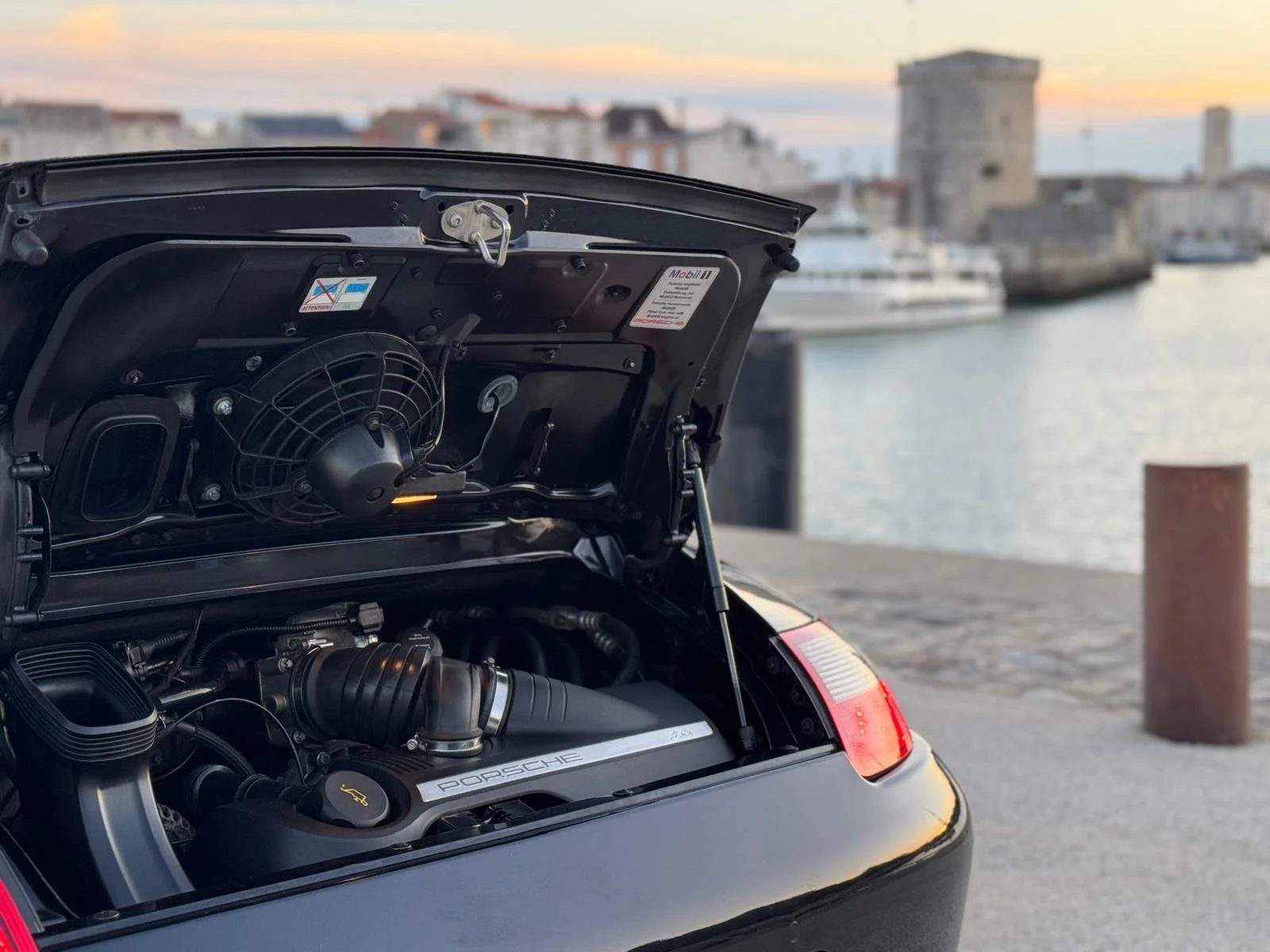 2_Porsche 997 Carbiolet.jpeg