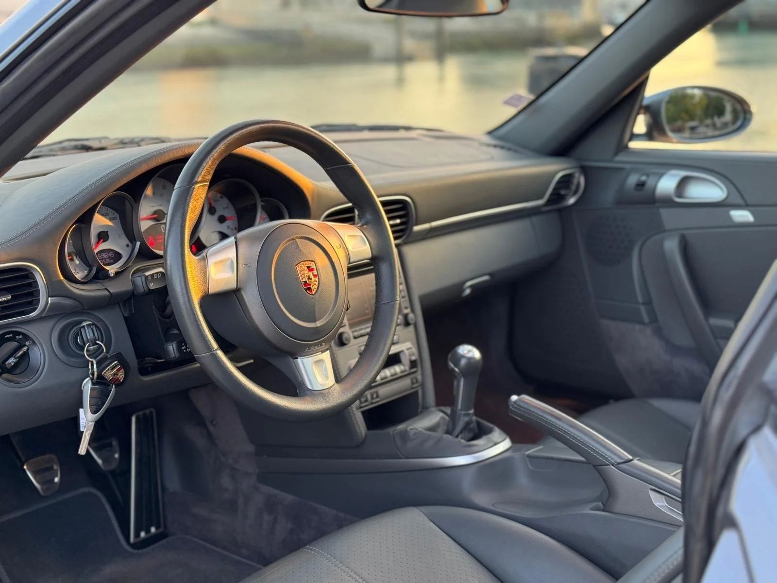 3_Porsche 997s .jpeg