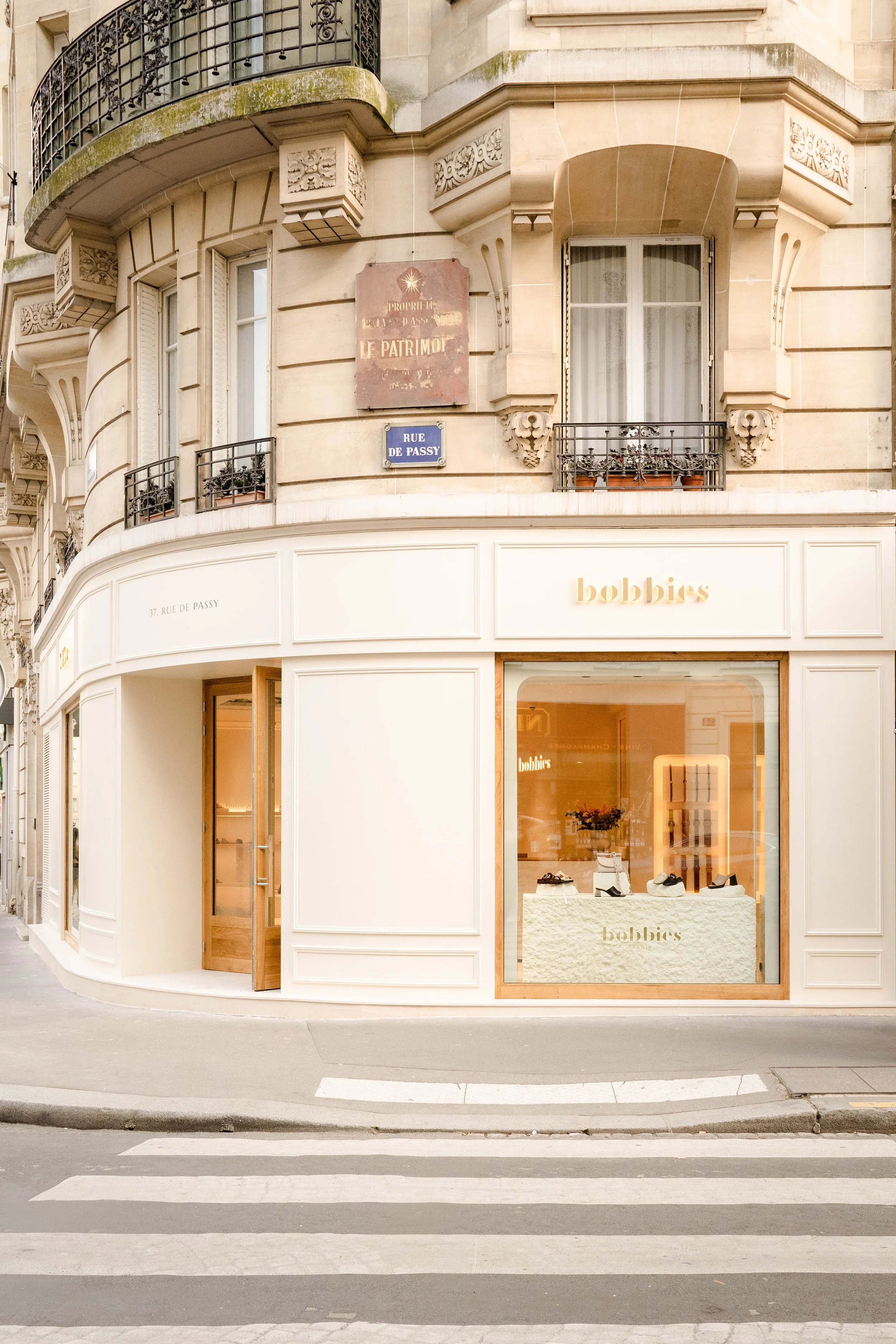 Architecture — Boutique Passy