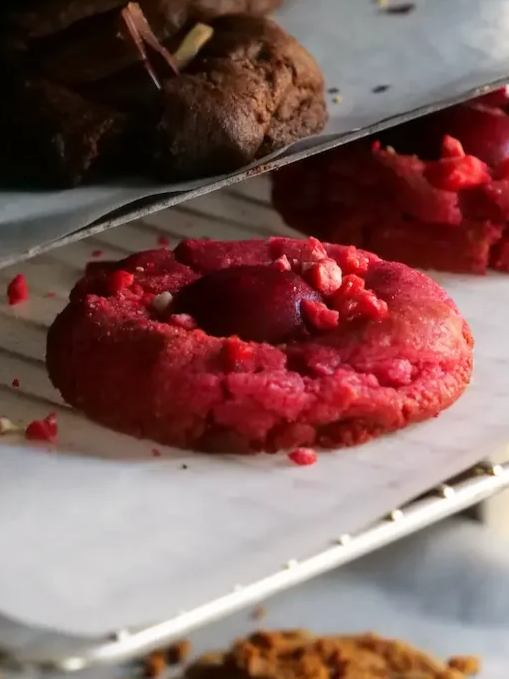 Cookie Vénus à la vanille, framboise et praline rose
