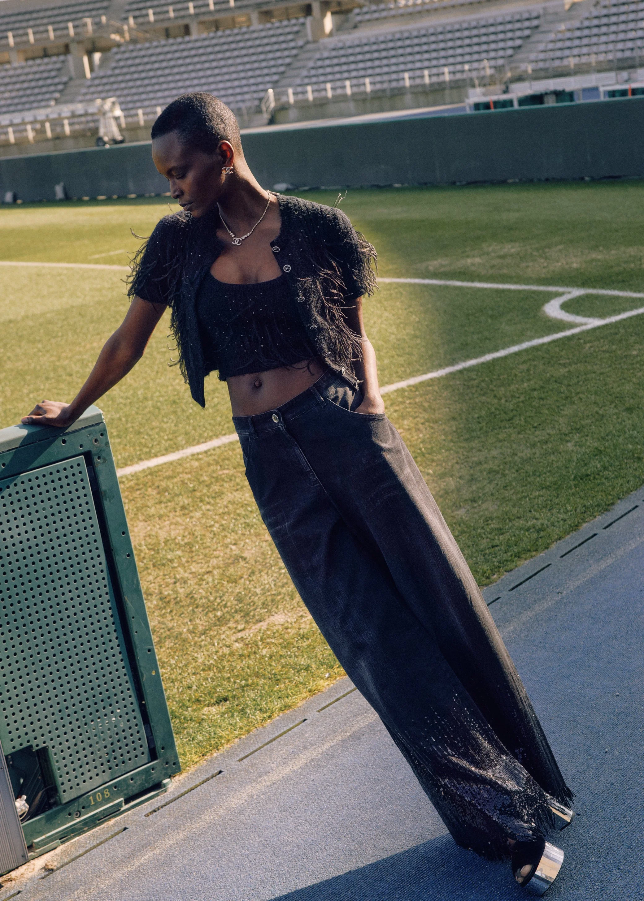 tatler_feb_06_0058.jpg