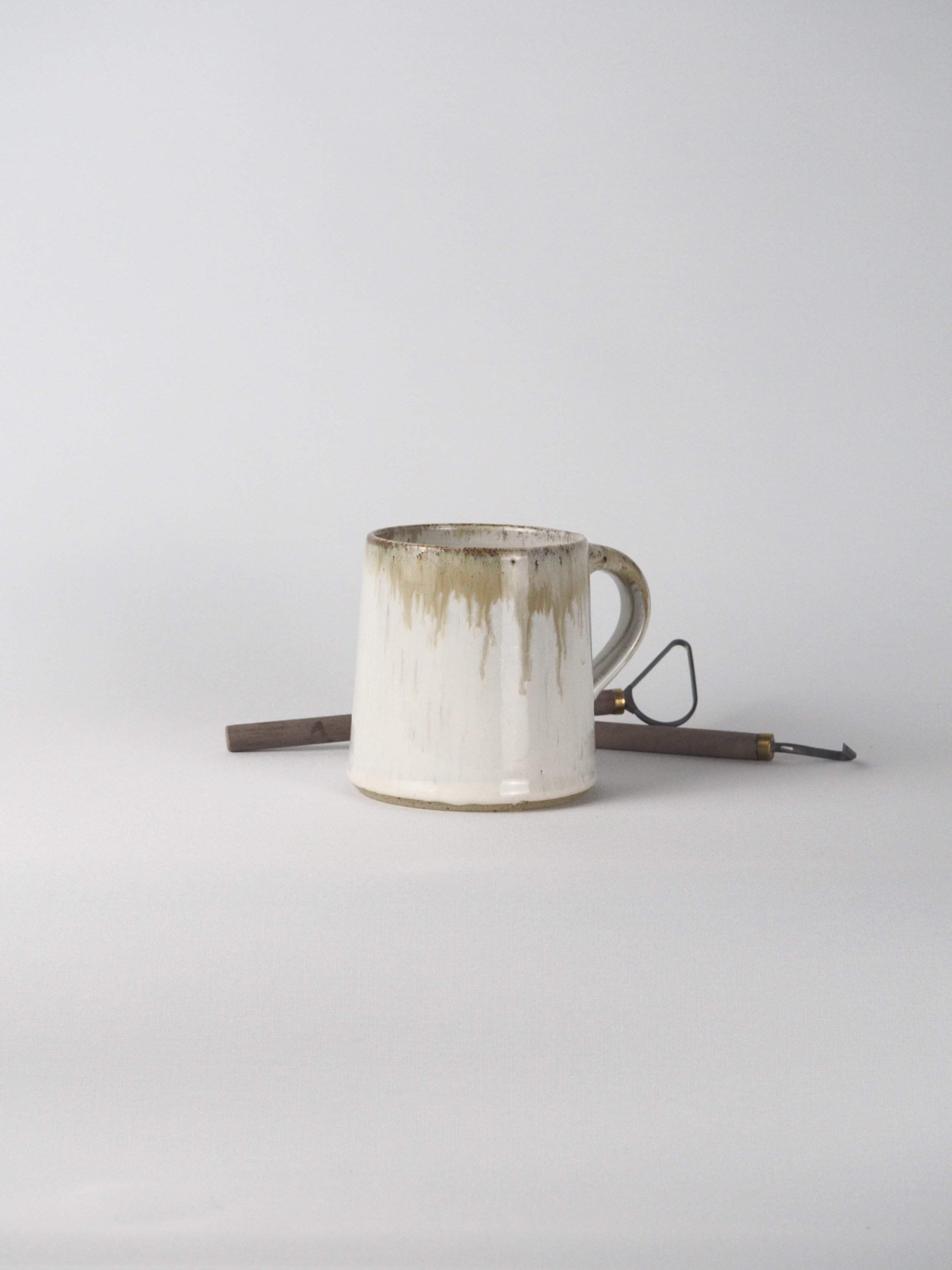 Mug, white smoke F