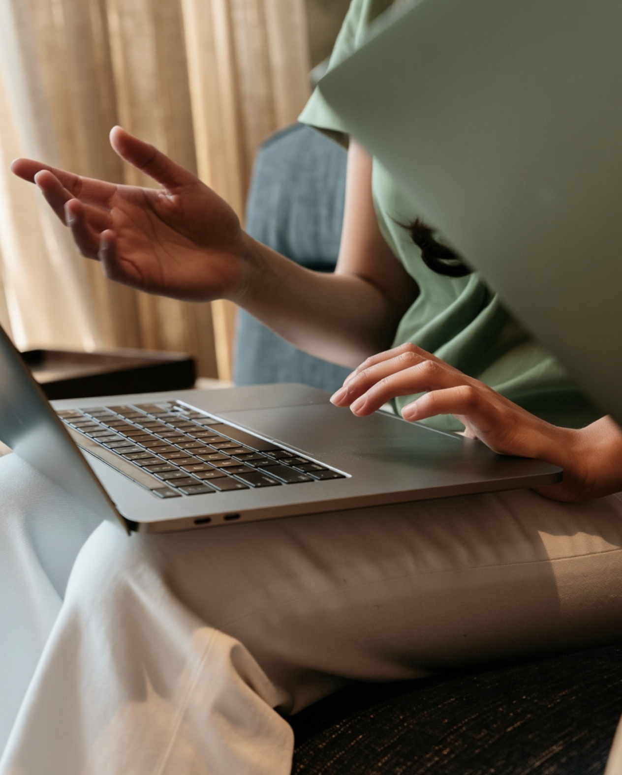 How to help your sustainability report writer nail your tone of voice