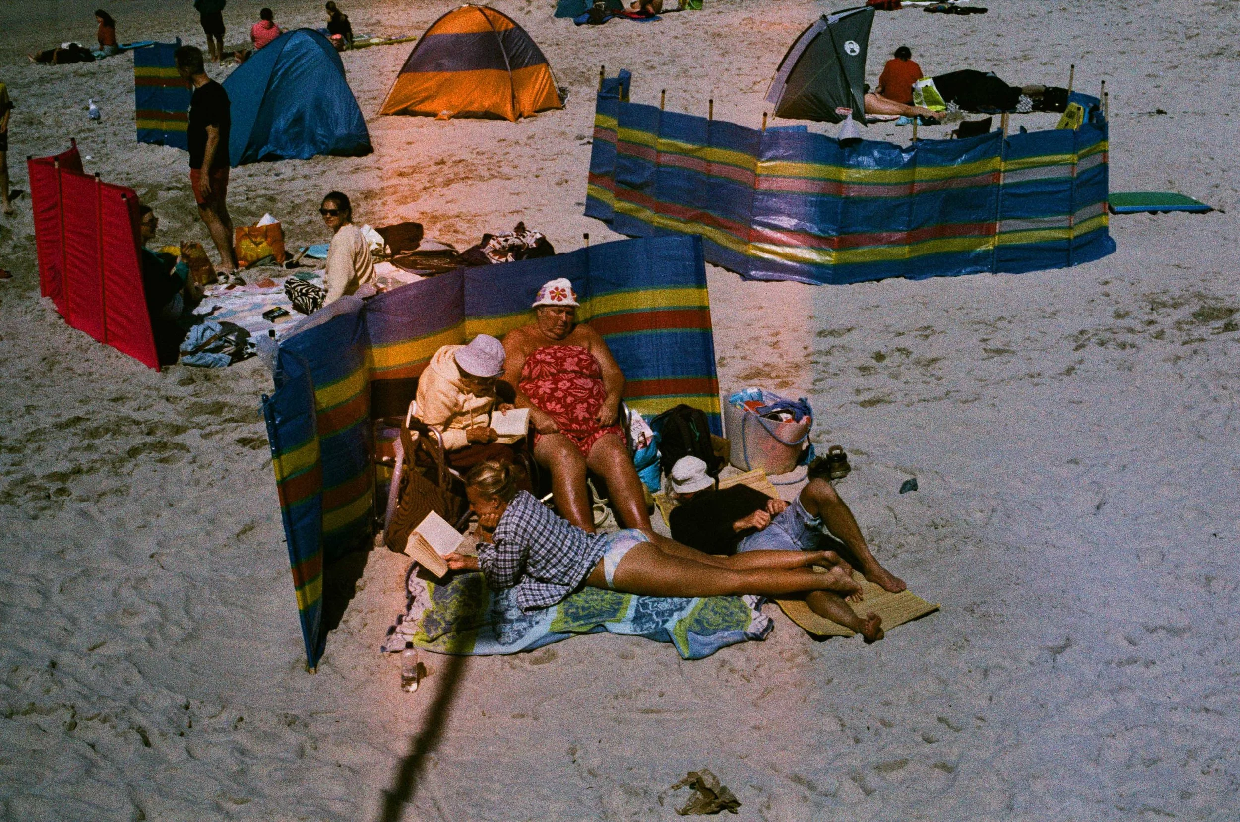 0024-2f4ed.jpg