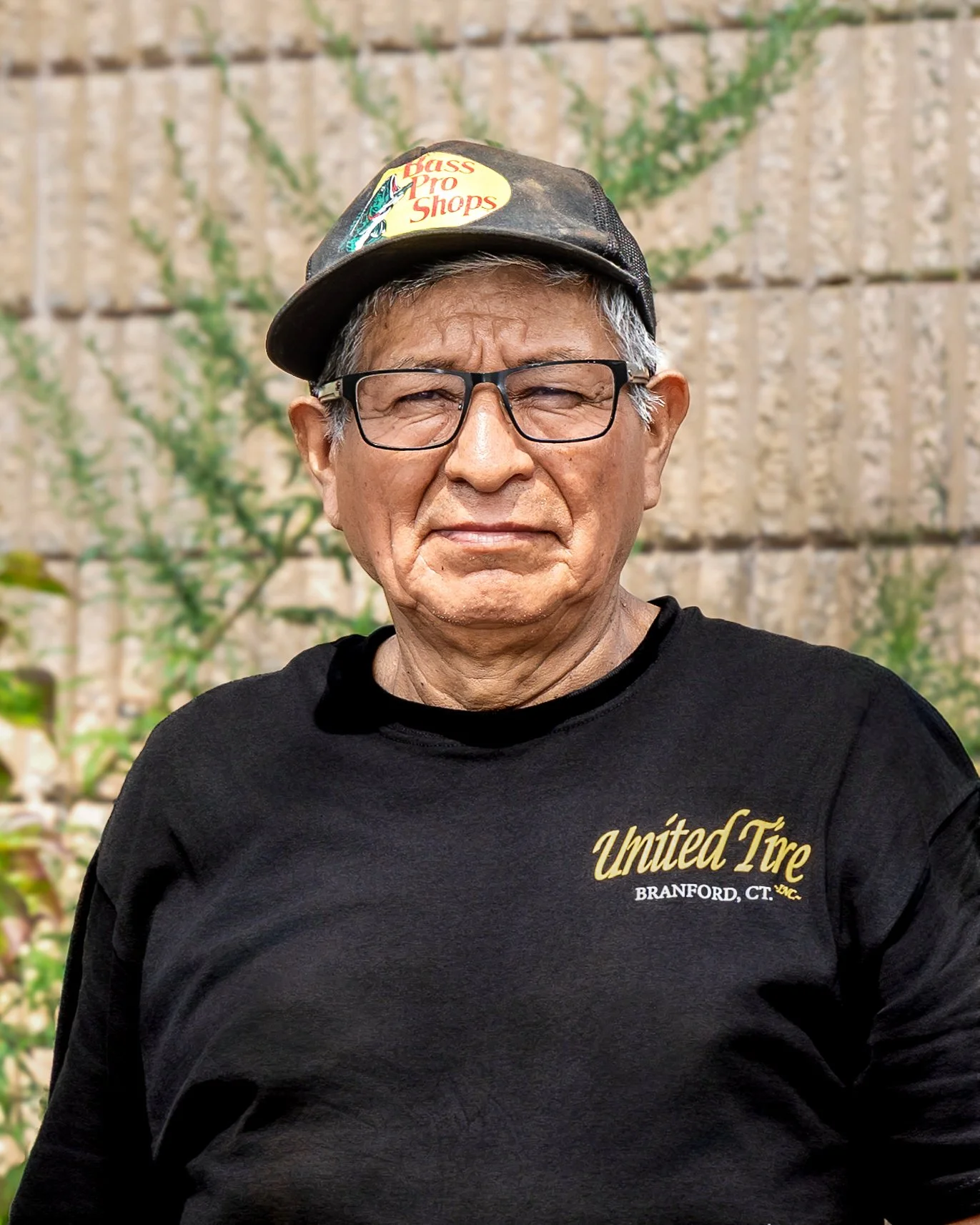 Headshot of Luis - United Tire auto shop mechanic in Branford, CT