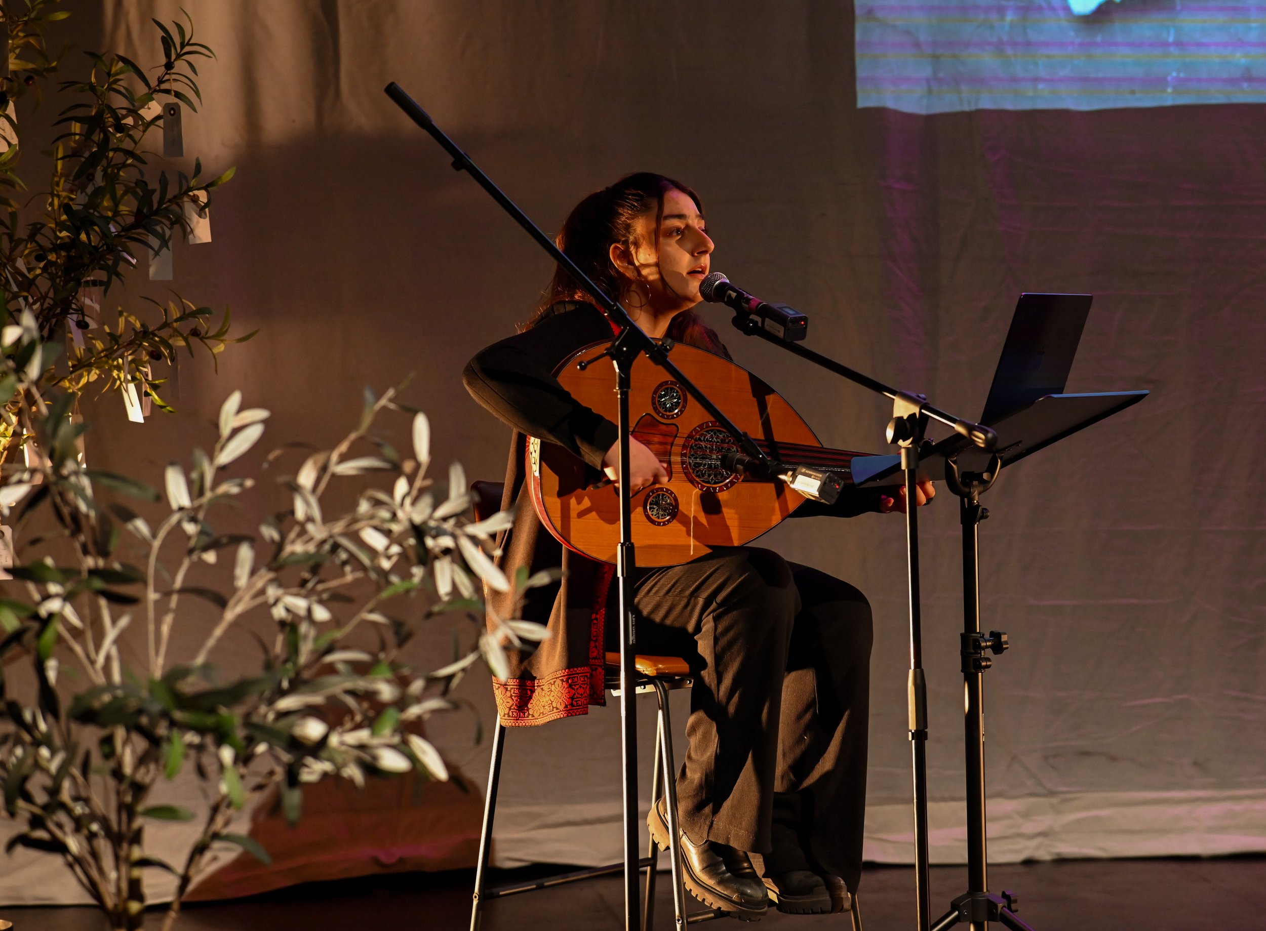 The Theatre Centre, Toronto, ON: Musician Maryam Shak’a during the intro of the Toronto show
