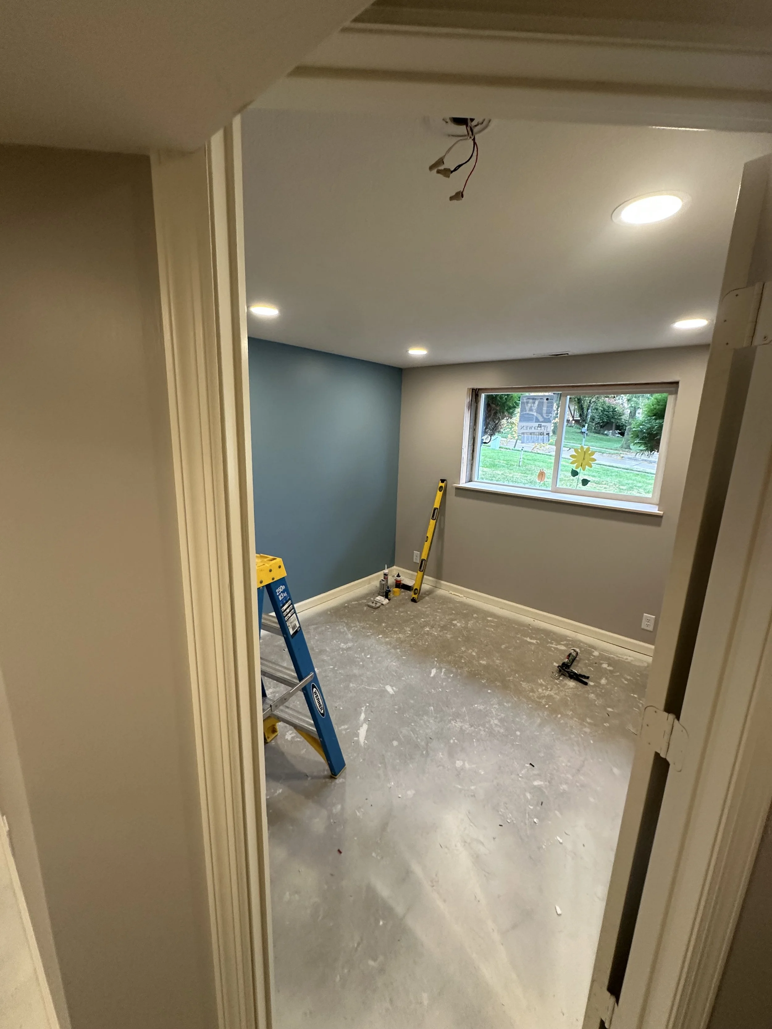 Basement bedroom 6" Recessed LEDs