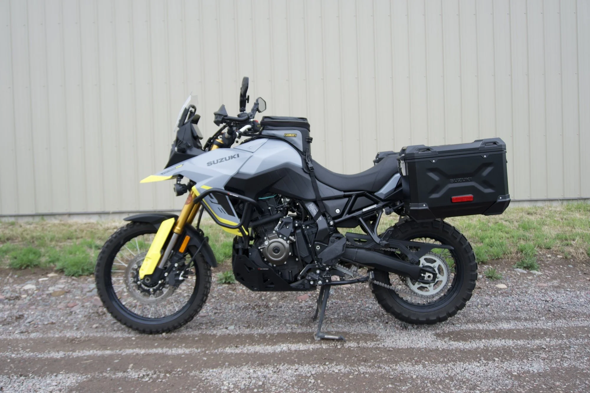 Suzuki V-Strom-1.jpeg