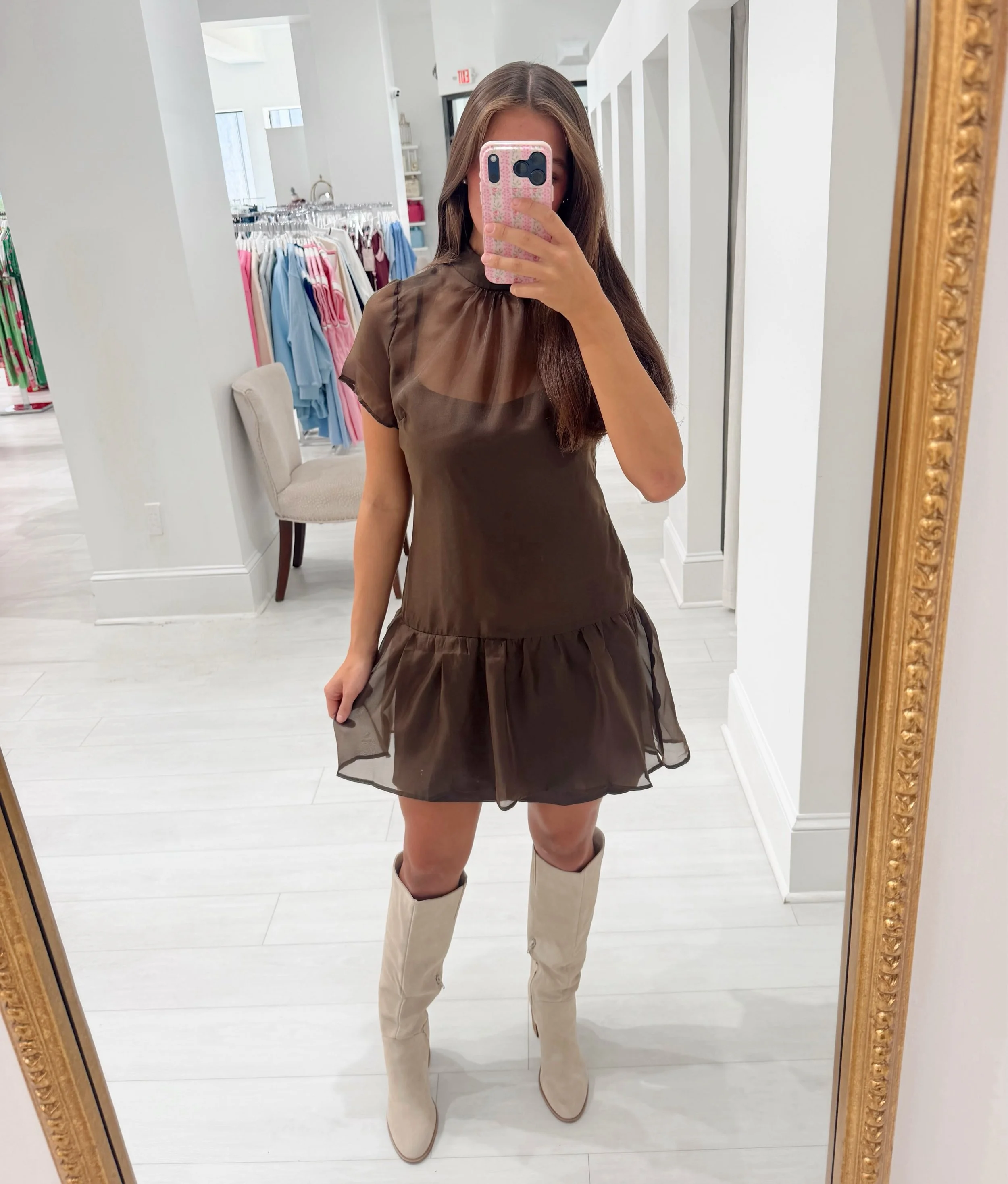 Almost sold out 🤎✨ perfect for fall / thanksgiving! Don&rsquo;t miss out 🤎✨ www.ijusthavetohaveit.com