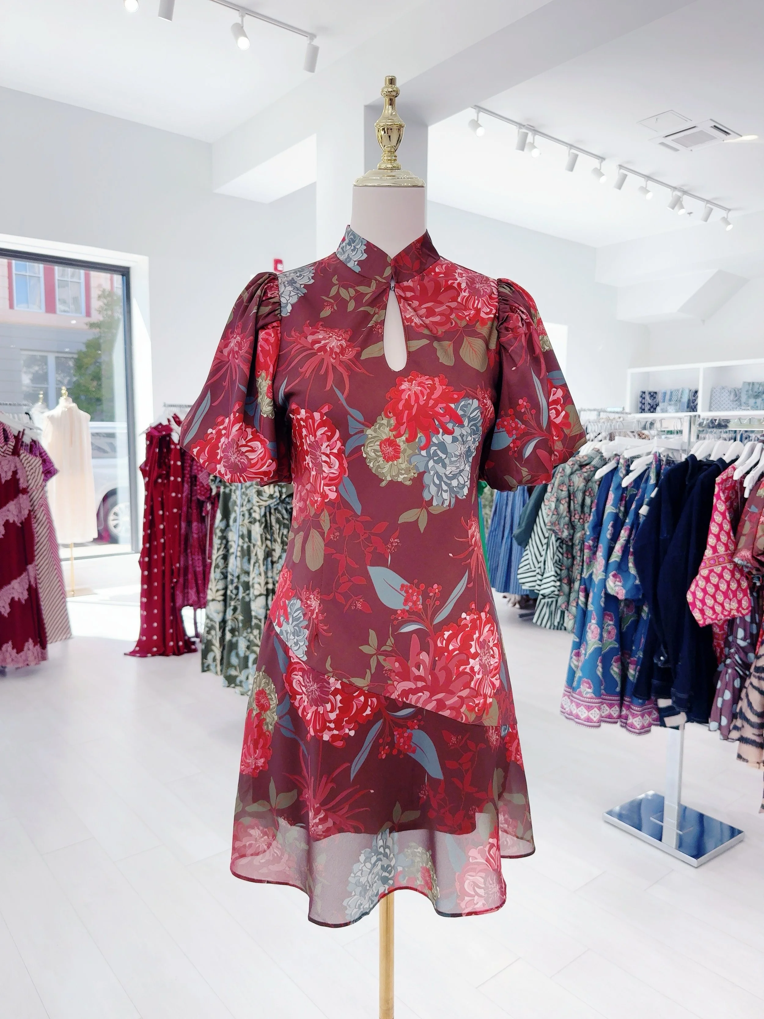 stunning new fall dress😍🤎 shop instores &amp; online before she&rsquo;s gone!! www.ijusthavetohaveit.com