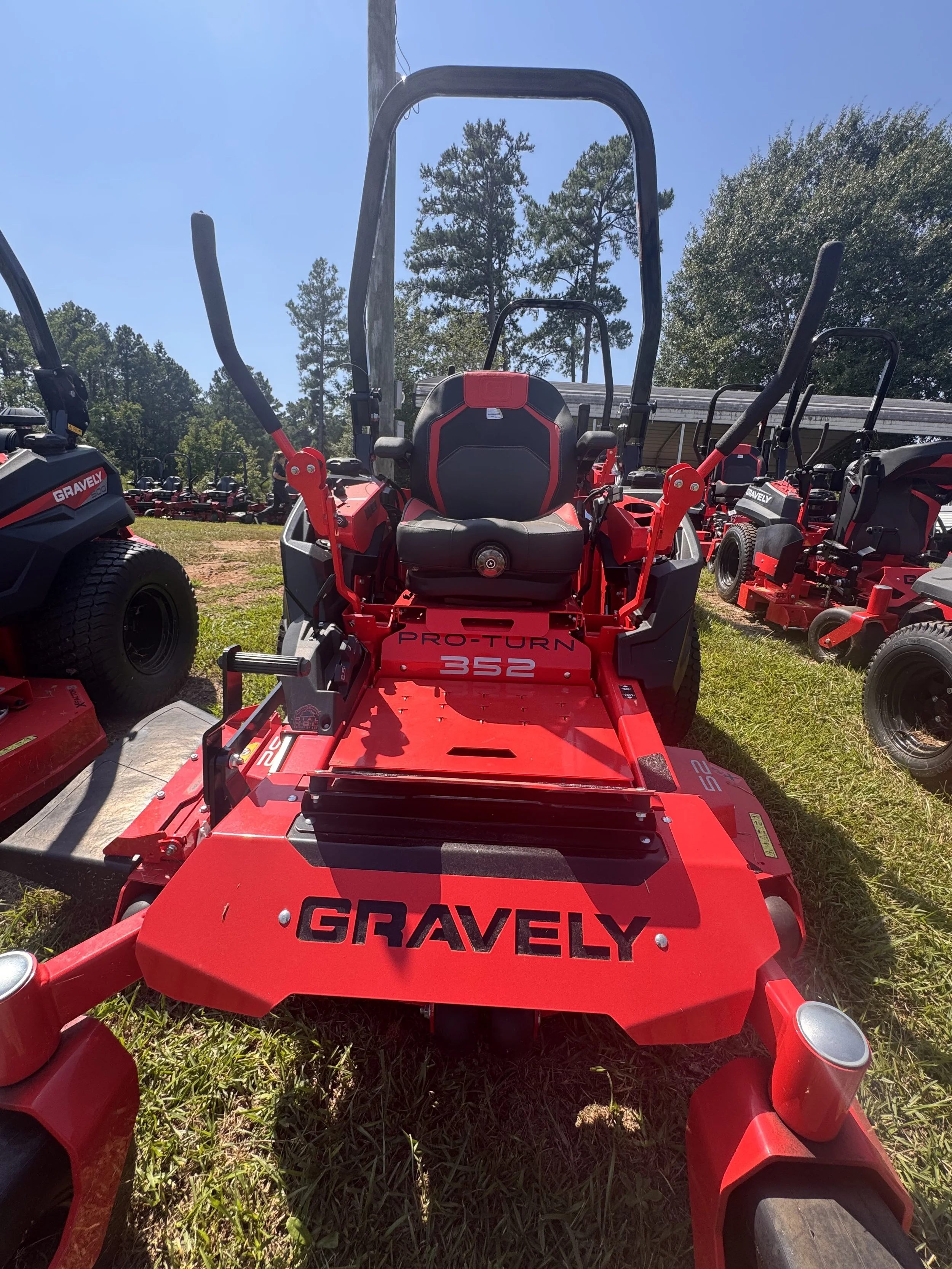 Gravely Pro Turn 352