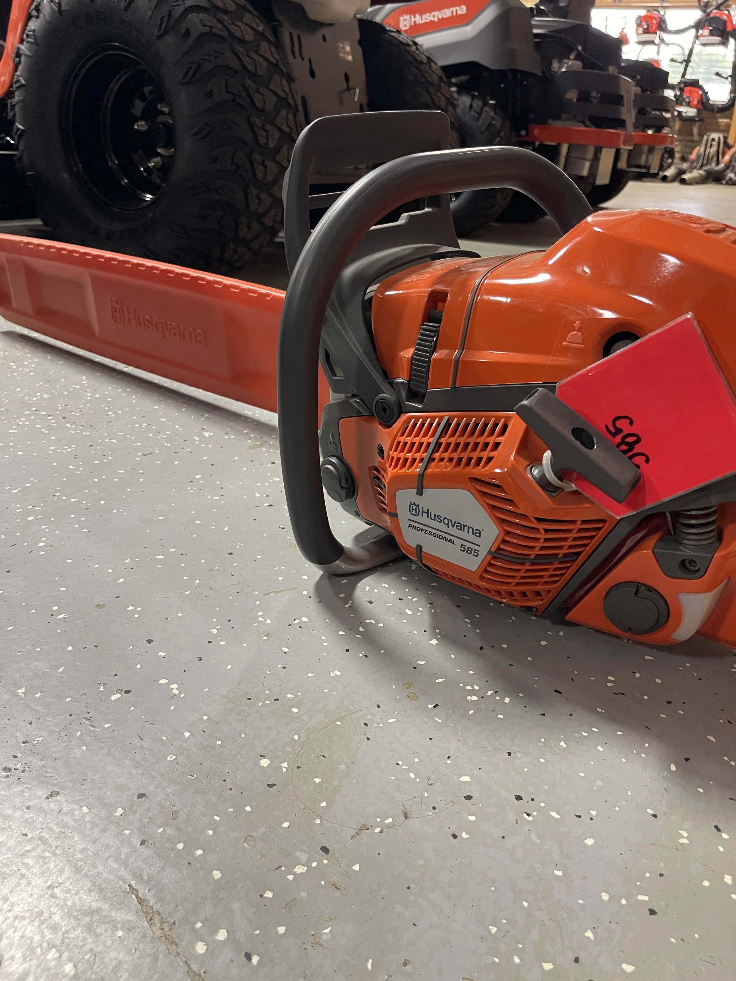Husqvarna Professional 585 Chainsaw