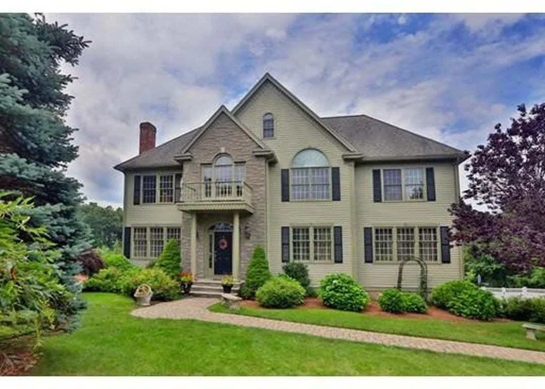 Deerfield Place - North Reading